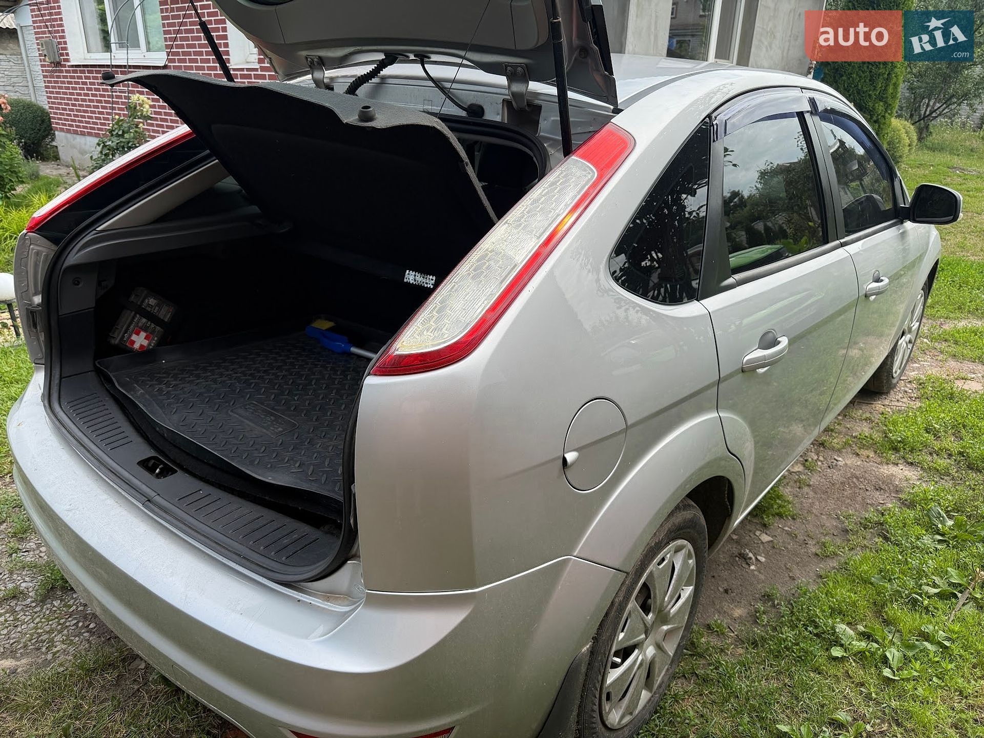Ford Focus 2008 VIN WF0PXXWPDP8T28297 фото оголошення 12 з 16