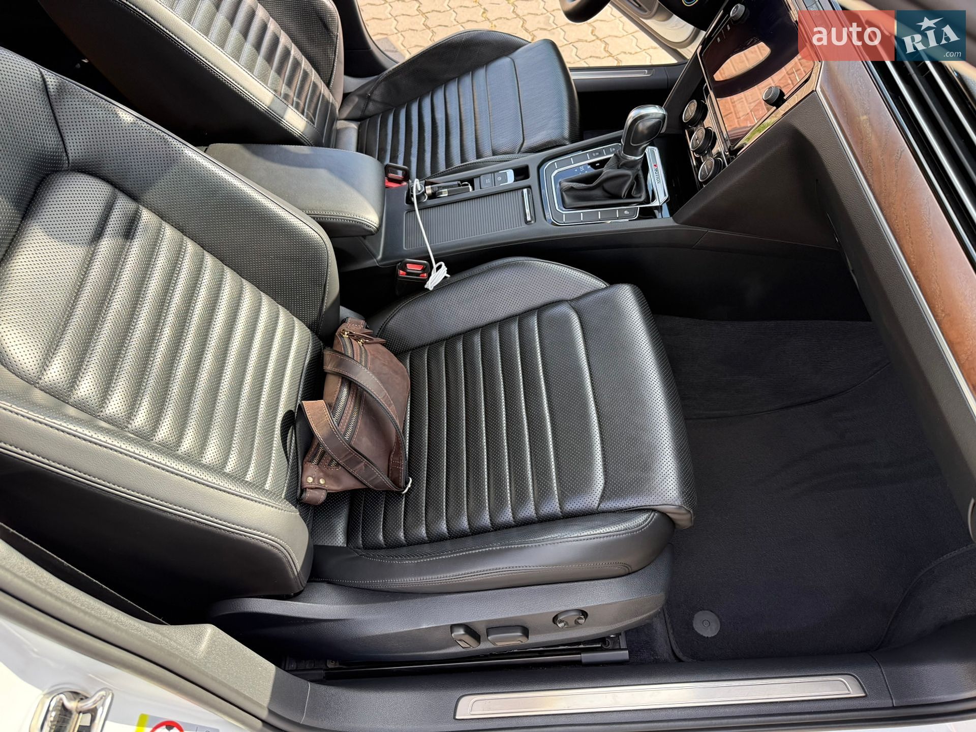 Volkswagen Passat 2018 VIN WVWZZZ3CZJE148194 фото оголошення 20 з 41