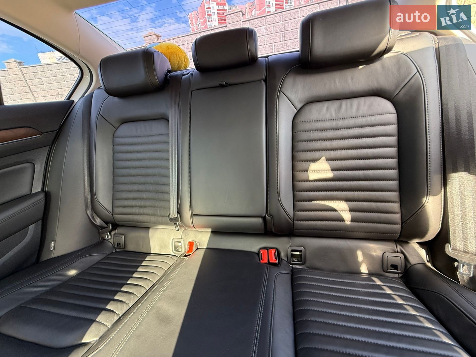 Volkswagen Passat 2018 VIN WVWZZZ3CZJE148194 фото оголошення 29 з 41
