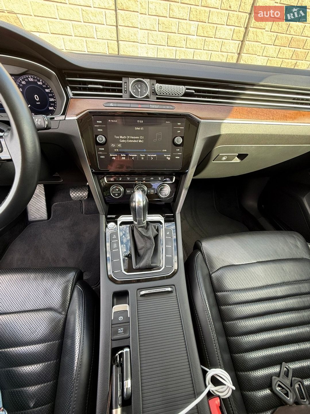 Volkswagen Passat 2018 VIN WVWZZZ3CZJE148194 фото оголошення 34 з 41