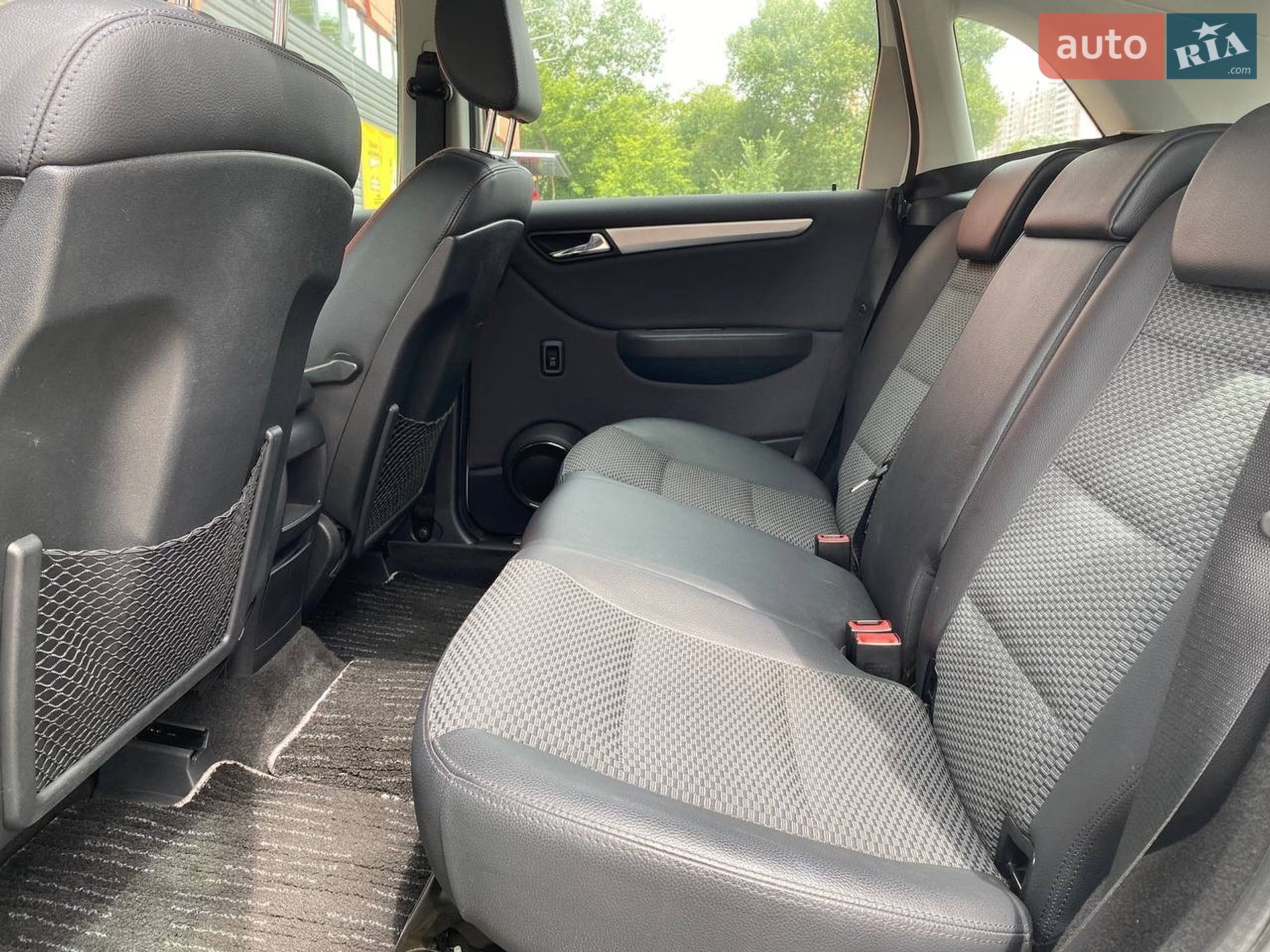 Mercedes-Benz B-Class 2010 VIN WDD2452322J625059 фото оголошення 21 з 34