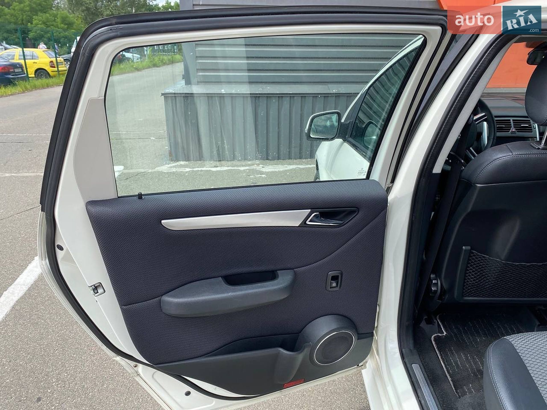 Mercedes-Benz B-Class 2010 VIN WDD2452322J625059 фото оголошення 24 з 34