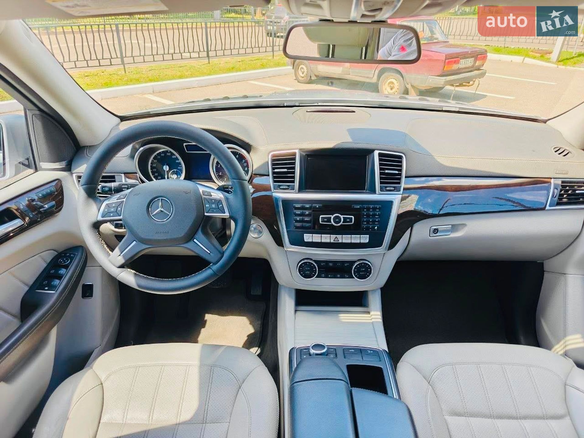 Mercedes-Benz GL-Class 2015 VIN 4JGDF6EE0FA519295 фото оголошення 6 з 18