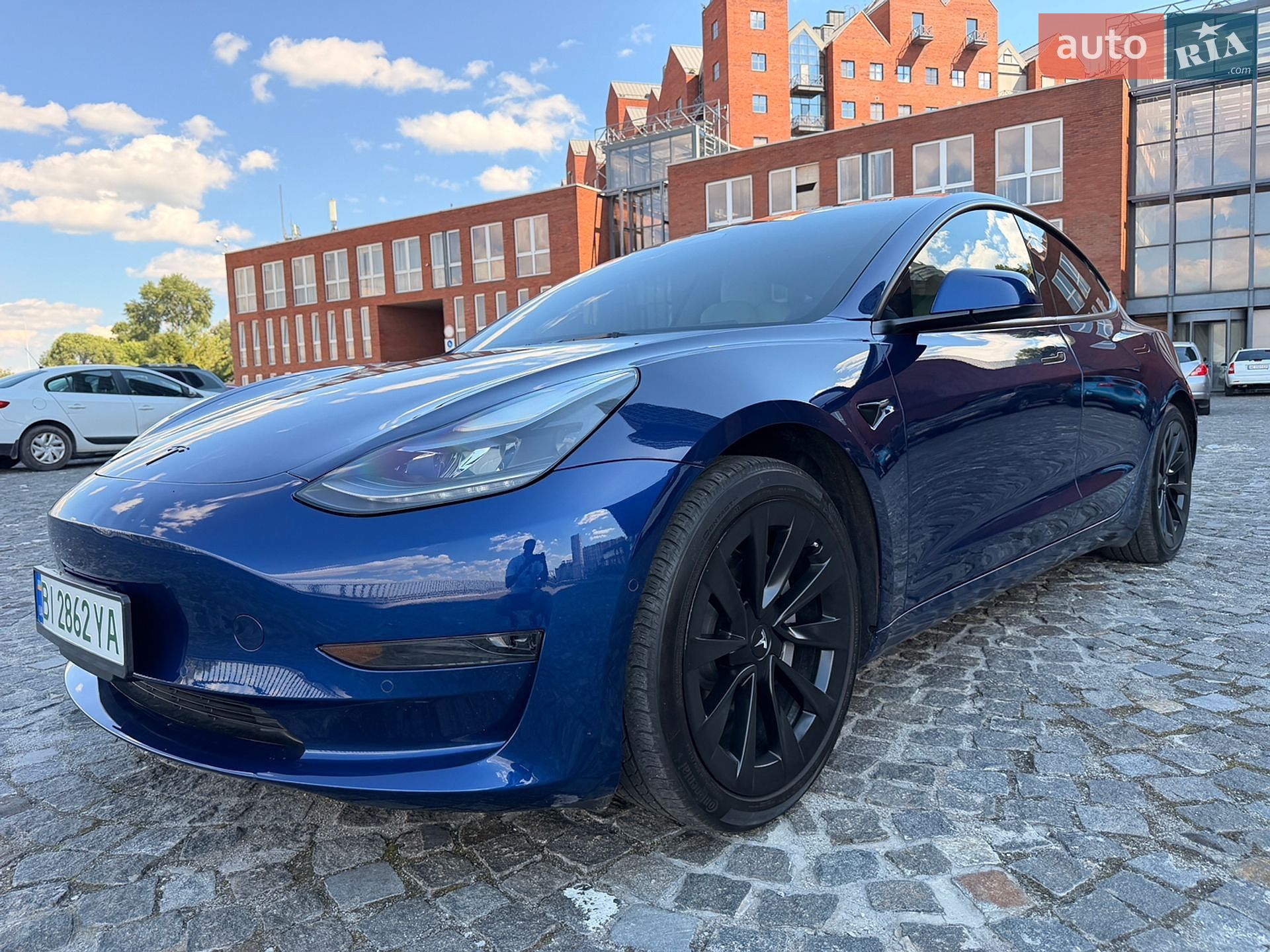 Tesla Model 3 2022 VIN 5YJ3E1EA9NF312607 фото оголошення 2 з 52