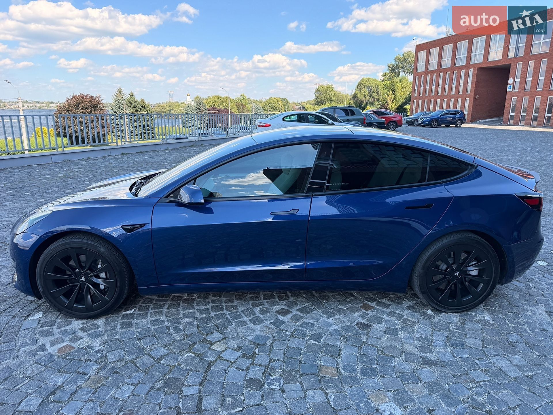 Tesla Model 3 2022 VIN 5YJ3E1EA9NF312607 фото оголошення 3 з 52