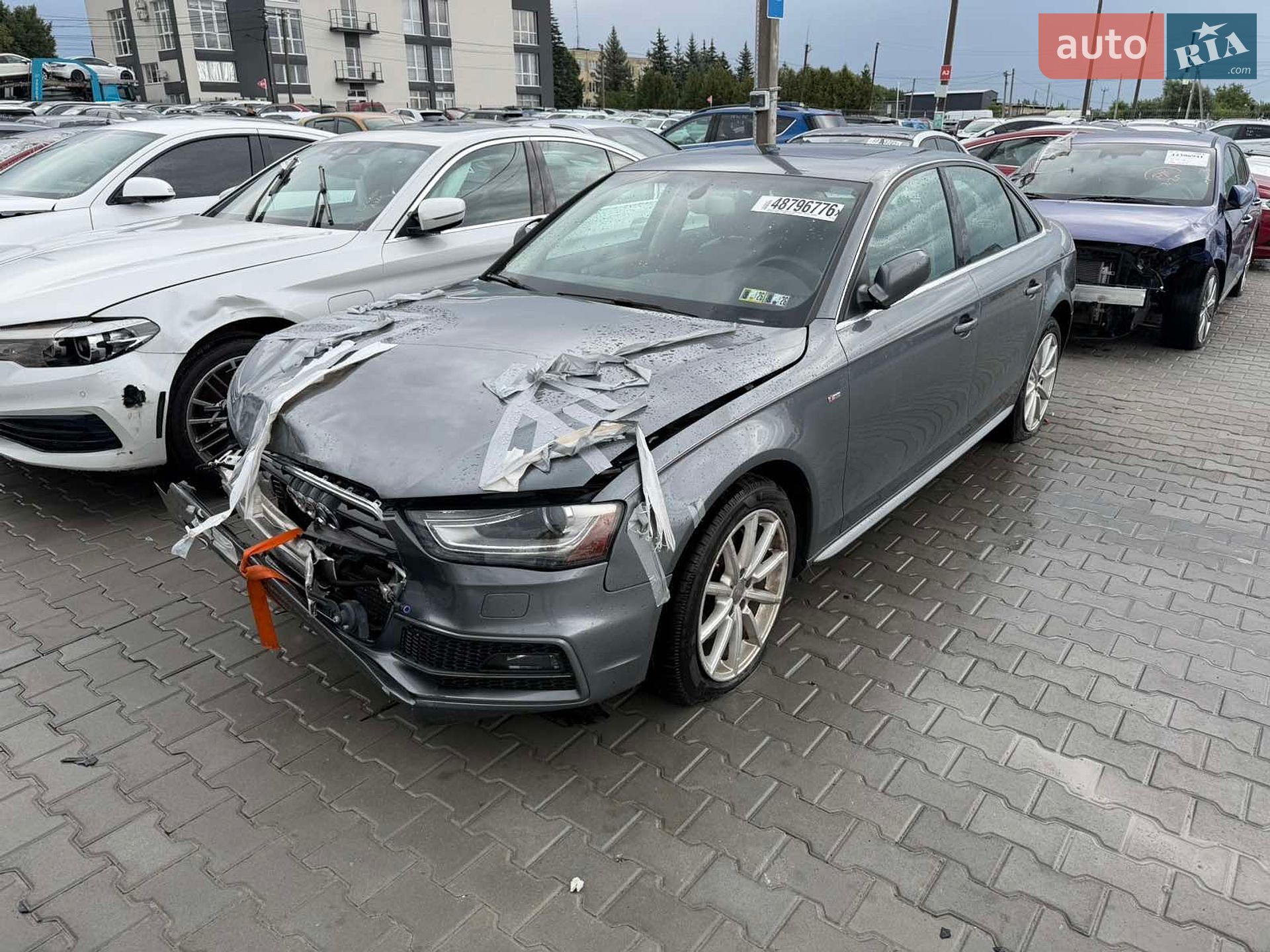 Audi A4 2014 VIN WAUAFAFLXFN025121 фото оголошення 16 з 17