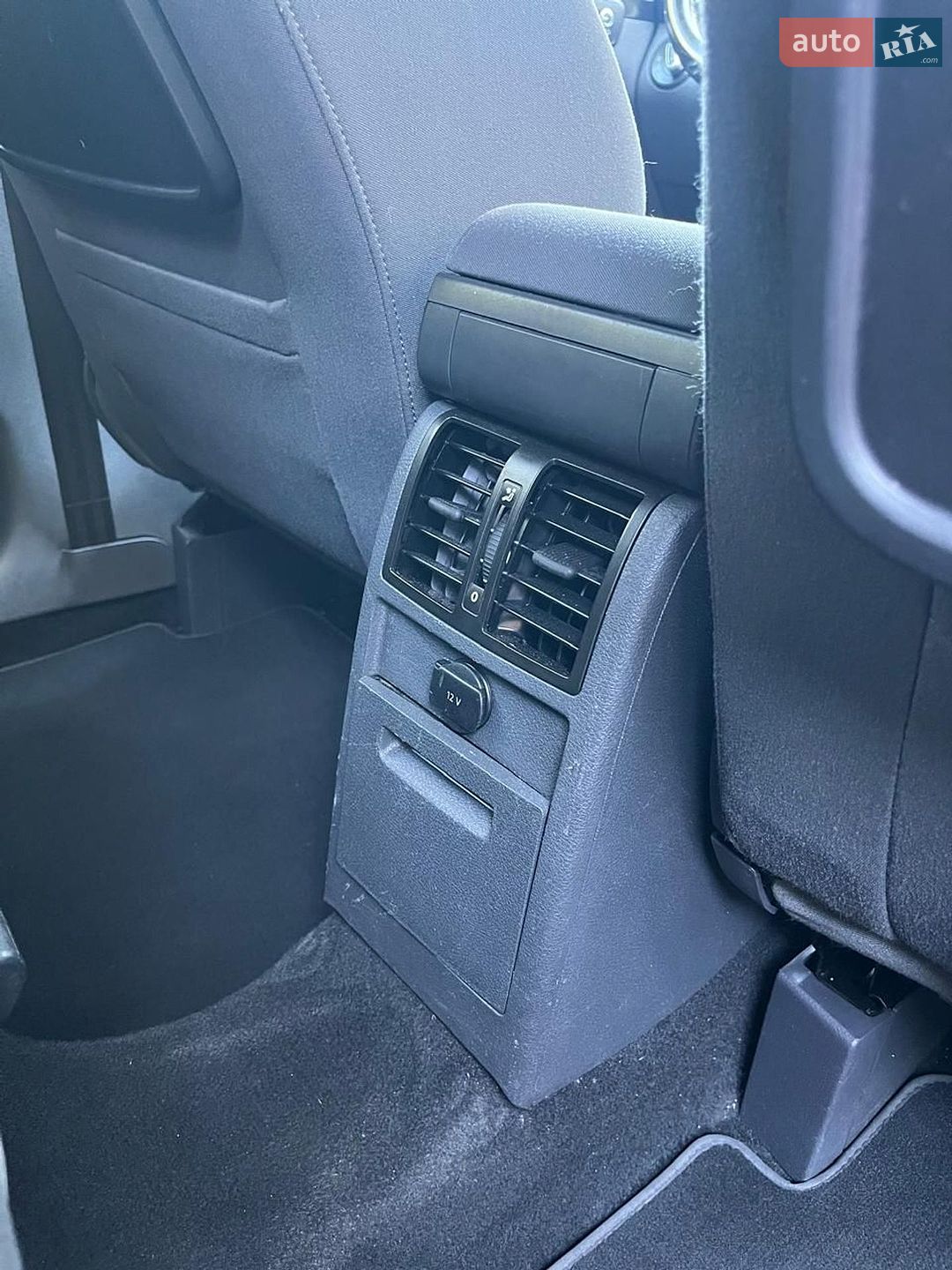 Volkswagen Touran 2010 VIN WVGZZZ1TZBW026838 фото оголошення 29 з 52