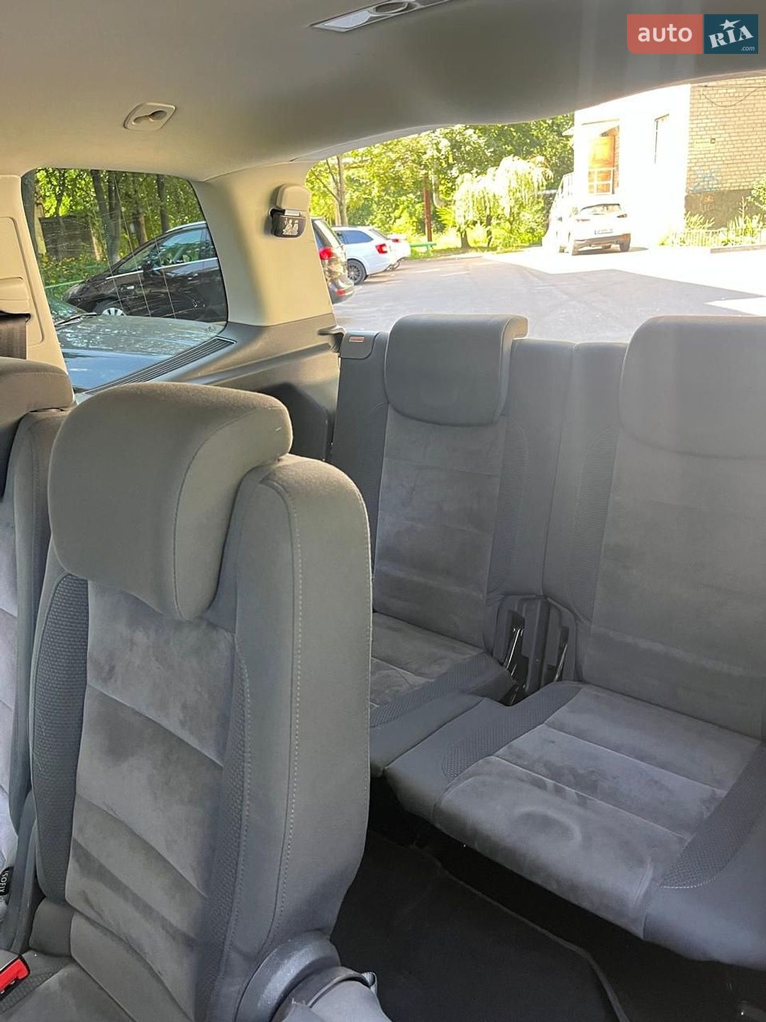 Volkswagen Touran 2010 VIN WVGZZZ1TZBW026838 фото оголошення 37 з 52