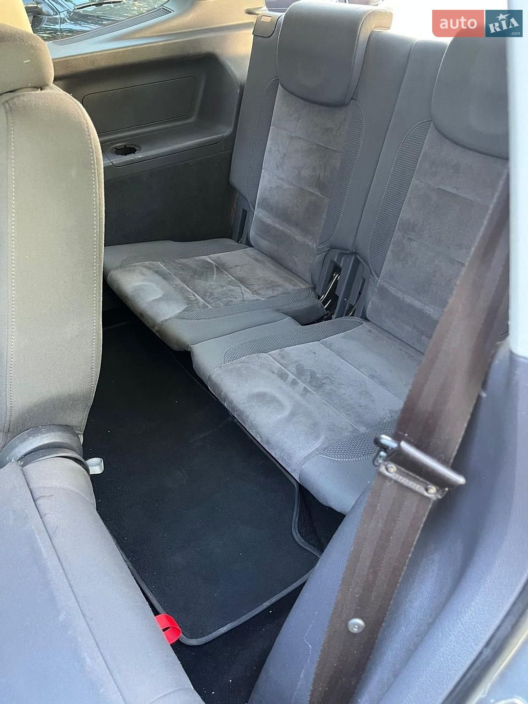 Volkswagen Touran 2010 VIN WVGZZZ1TZBW026838 фото оголошення 38 з 52