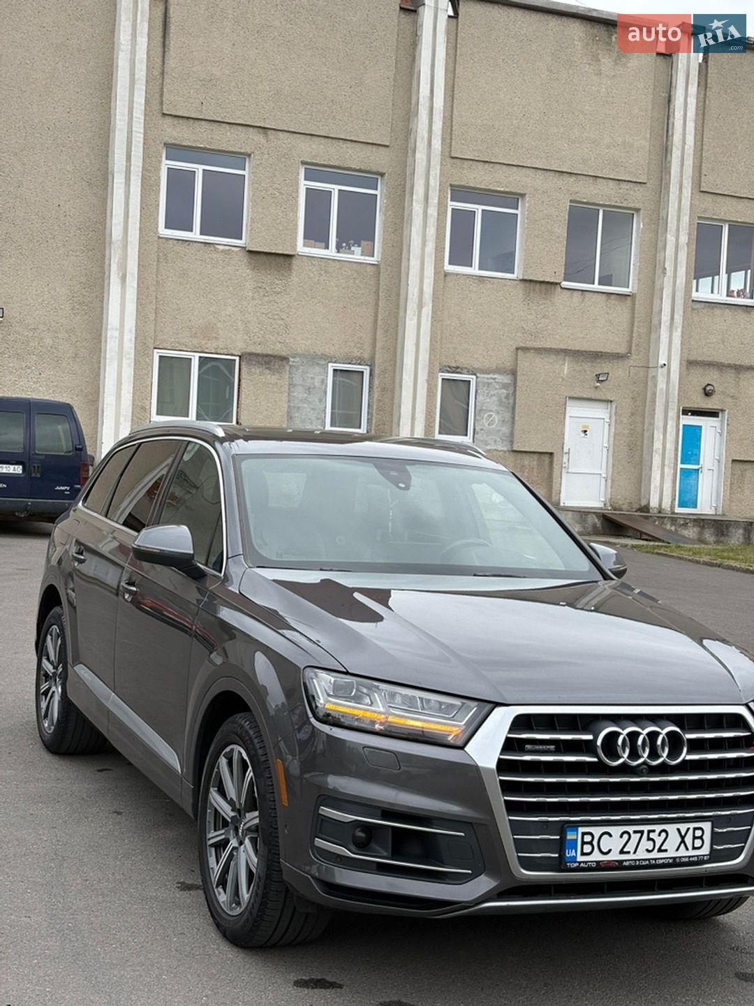 Audi Q7 2018 VIN WA1LAAF78KD000080 фото оголошення 3 з 30