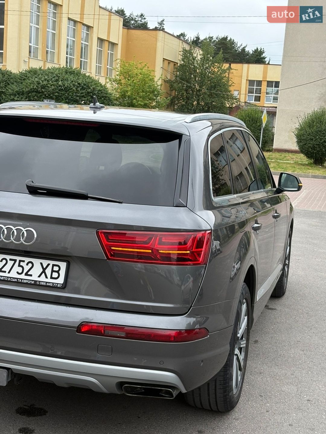 Audi Q7 2018 VIN WA1LAAF78KD000080 фото оголошення 8 з 30