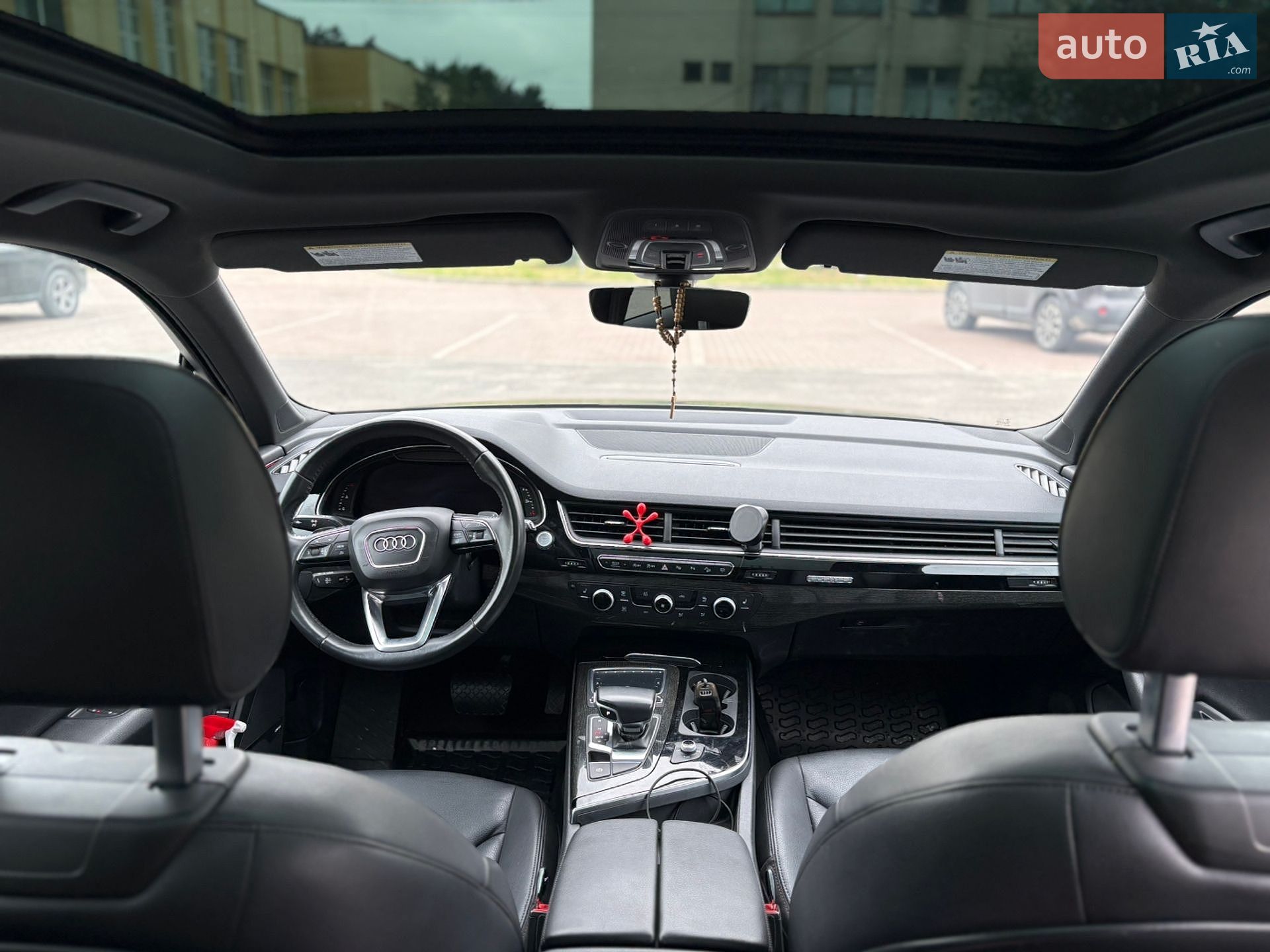 Audi Q7 2018 VIN WA1LAAF78KD000080 фото оголошення 14 з 30