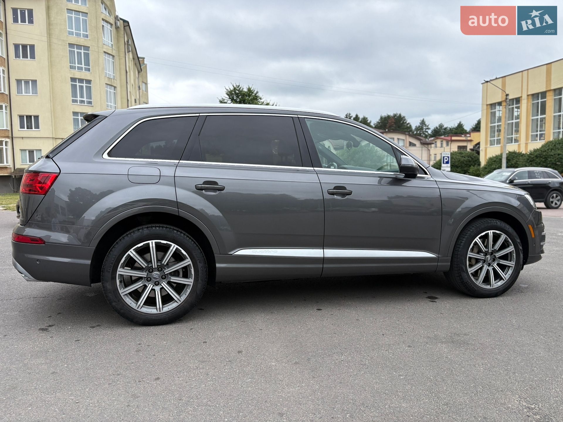 Audi Q7 2018 VIN WA1LAAF78KD000080 фото оголошення 15 з 30