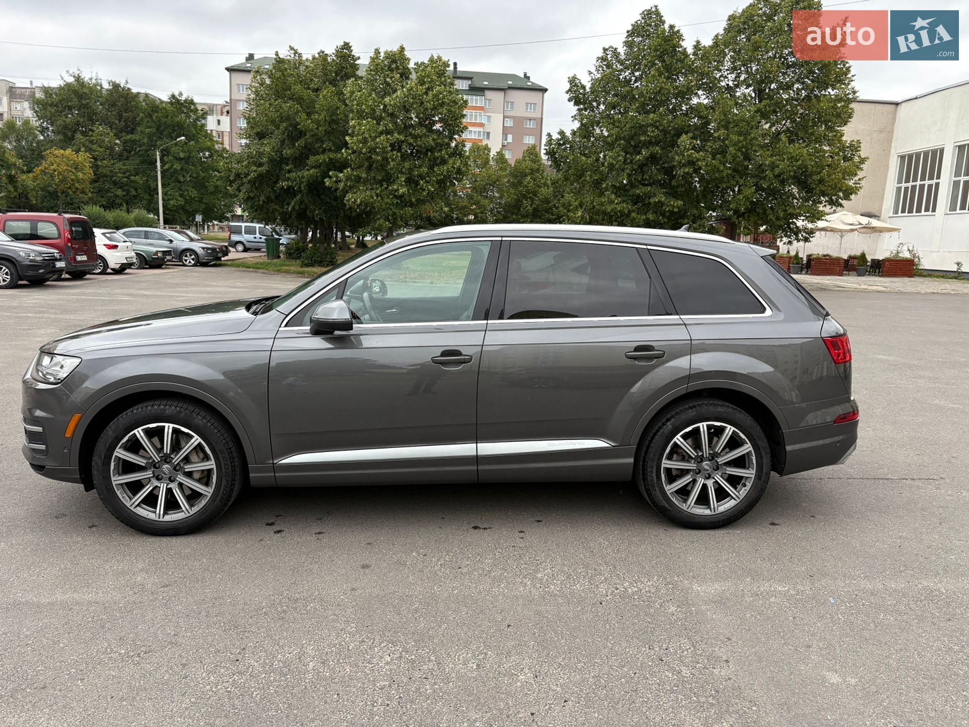Audi Q7 2018 VIN WA1LAAF78KD000080 фото оголошення 23 з 30