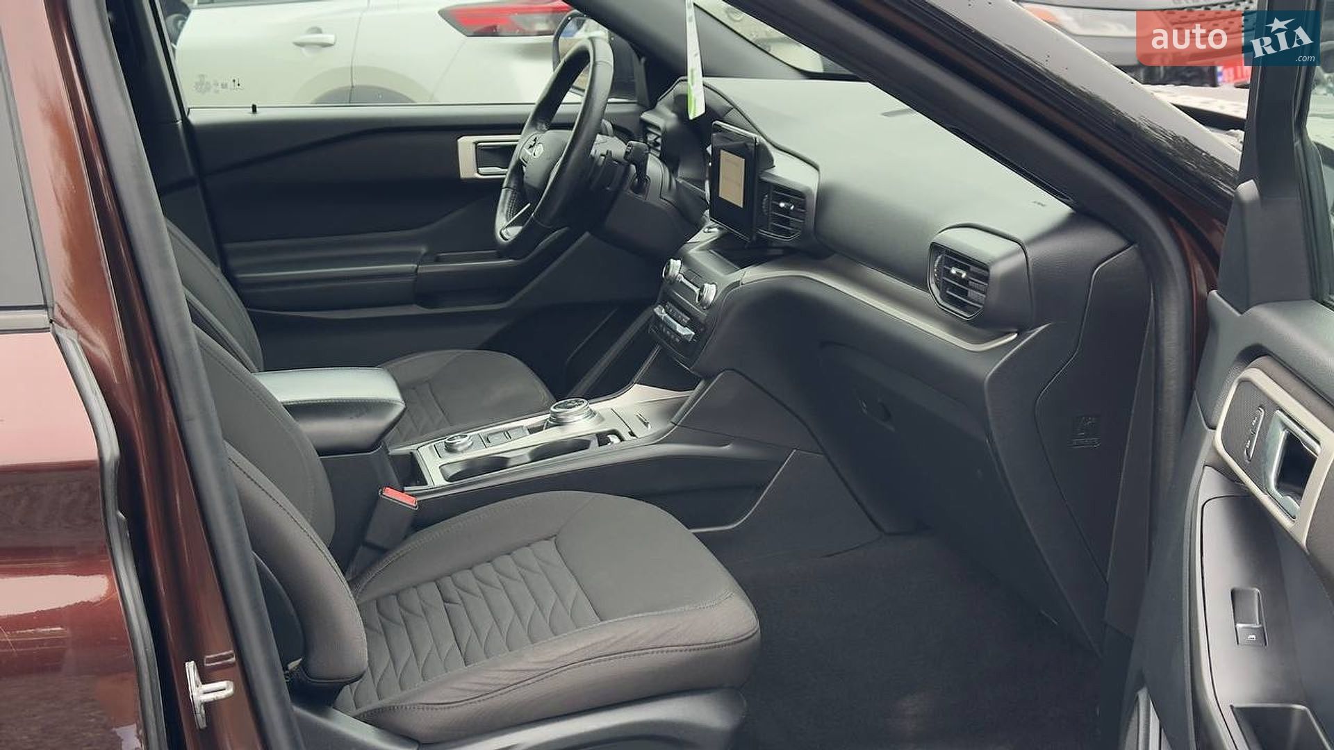 Ford Explorer 2020 VIN 1FMSK8DH0LGC06458 фото оголошення 10 з 26