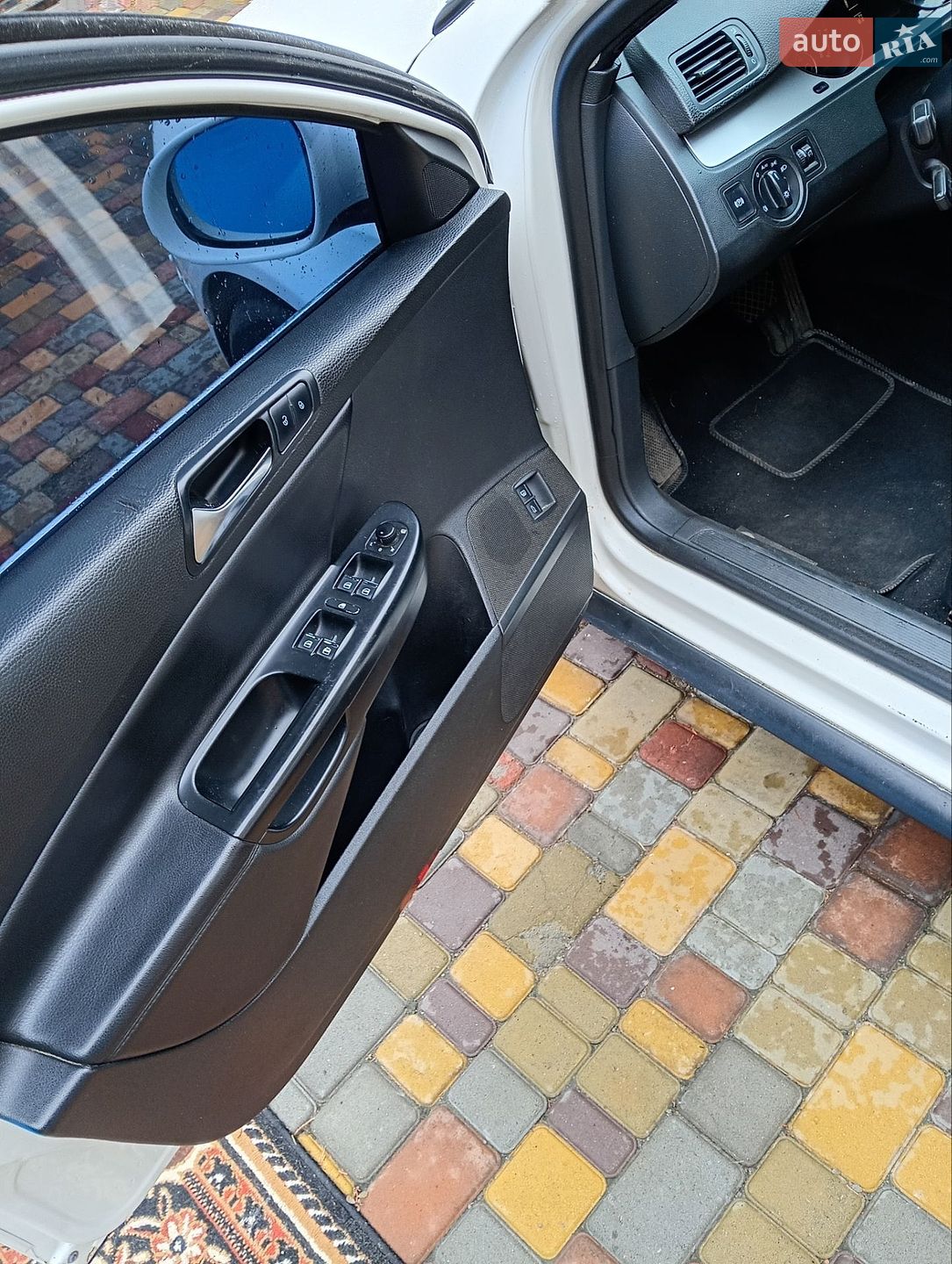 Volkswagen Passat 2010 VIN WVWZZZ3CZAE091208 фото оголошення 8 з 18
