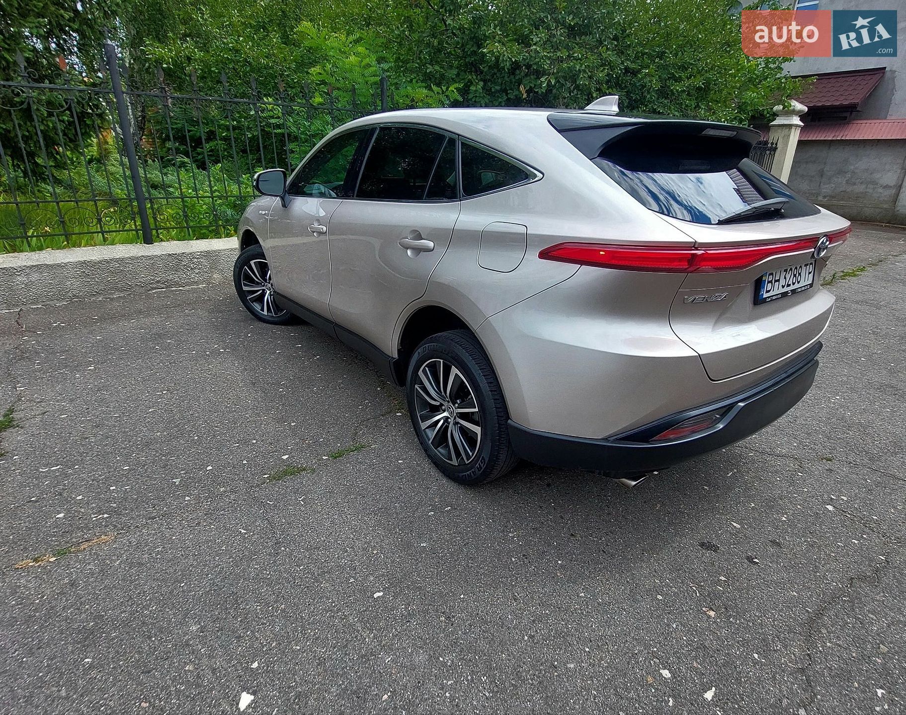 Toyota Venza 2021 VIN JTEAAAAH0MJ041719 фото оголошення 12 з 39