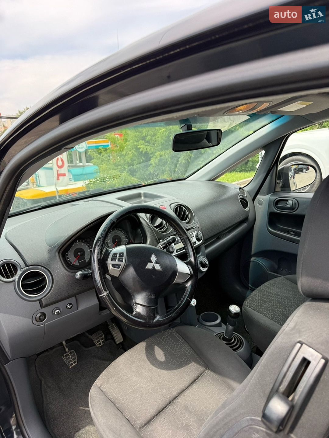 Mitsubishi Colt 2010 VIN XMCMNZ33ABF002074 фото оголошення 7 з 12