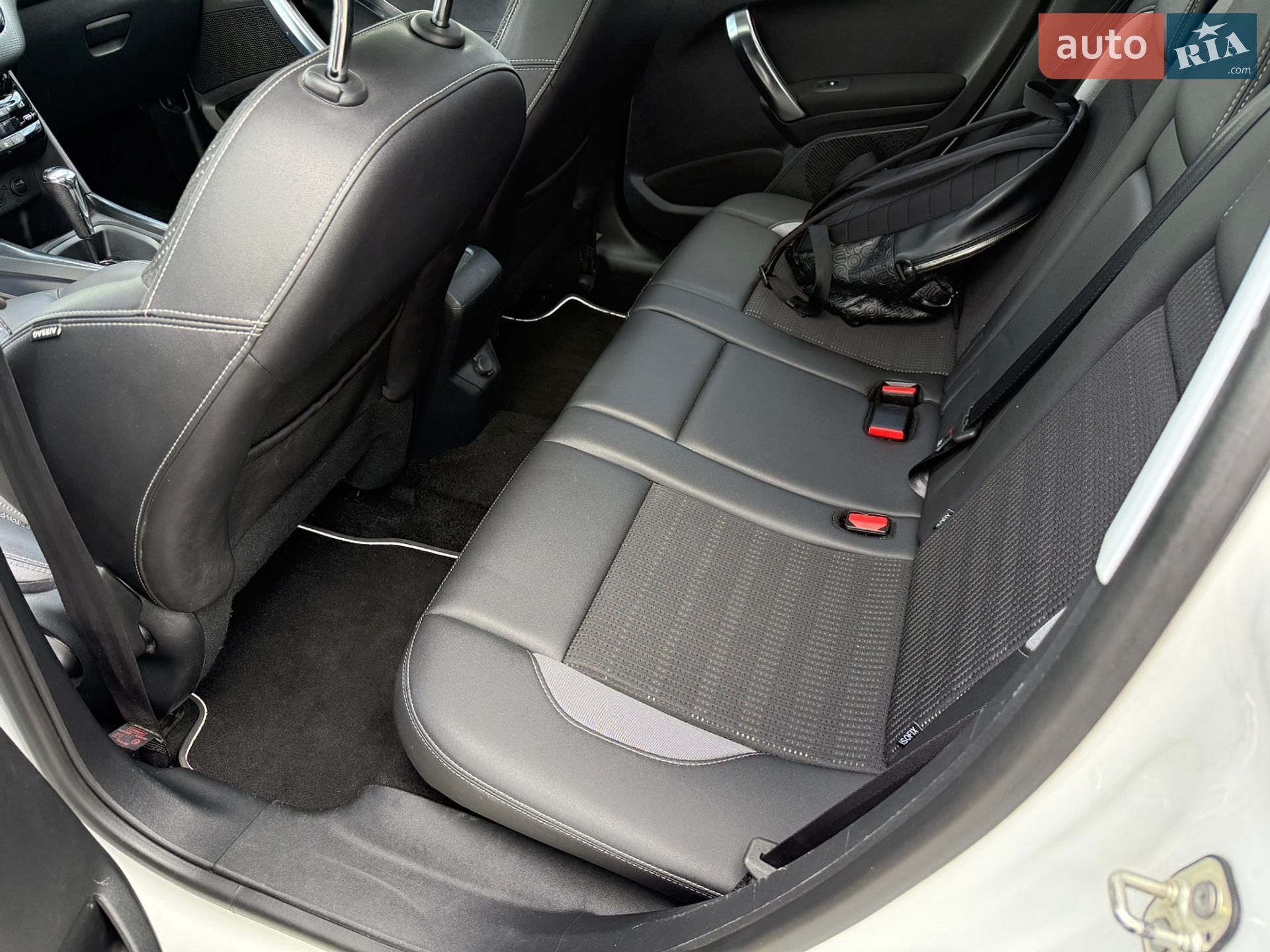 Peugeot 2008 2014 VIN VF3CU5FS9EY011545 фото оголошення 5 з 15