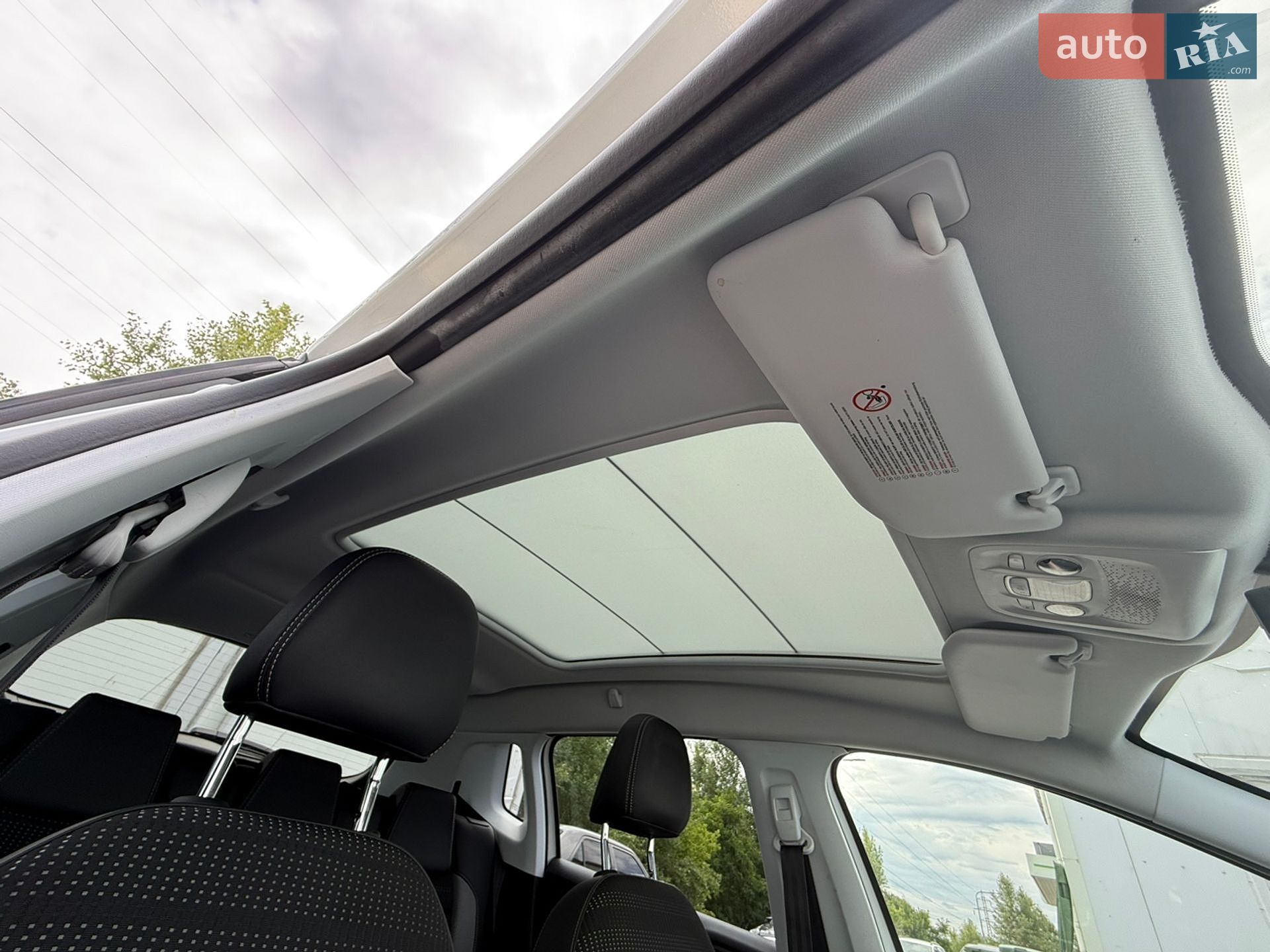 Peugeot 2008 2014 VIN VF3CU5FS9EY011545 фото оголошення 8 з 15