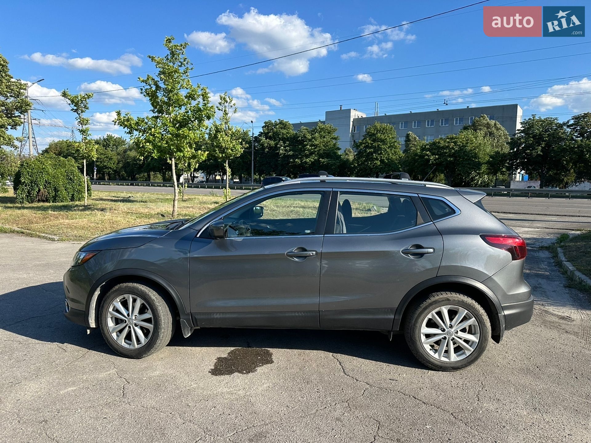 Nissan Rogue Sport 2018 VIN JN1BJ1CR1JW283967 фото оголошення 2 з 16