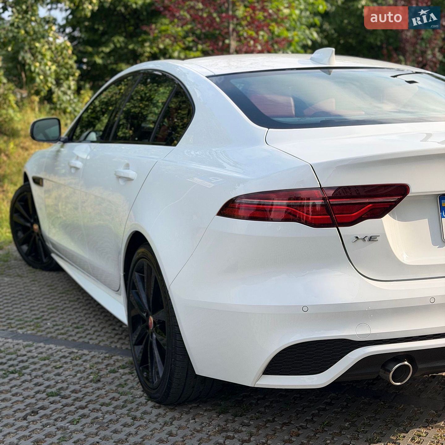 Jaguar XE 2020 VIN SAJAT4GXXLCP63752 фото оголошення 2 з 36
