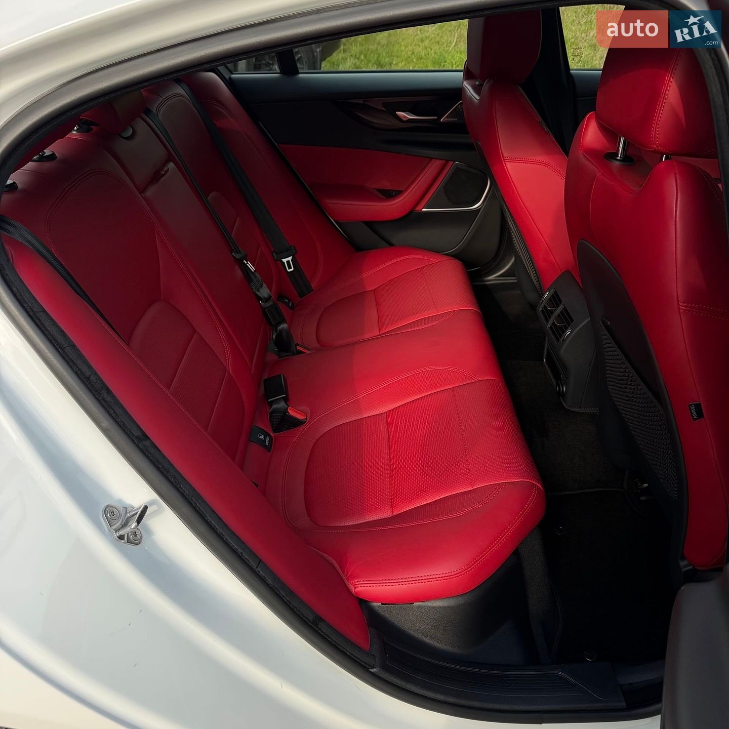 Jaguar XE 2020 VIN SAJAT4GXXLCP63752 фото оголошення 20 з 36