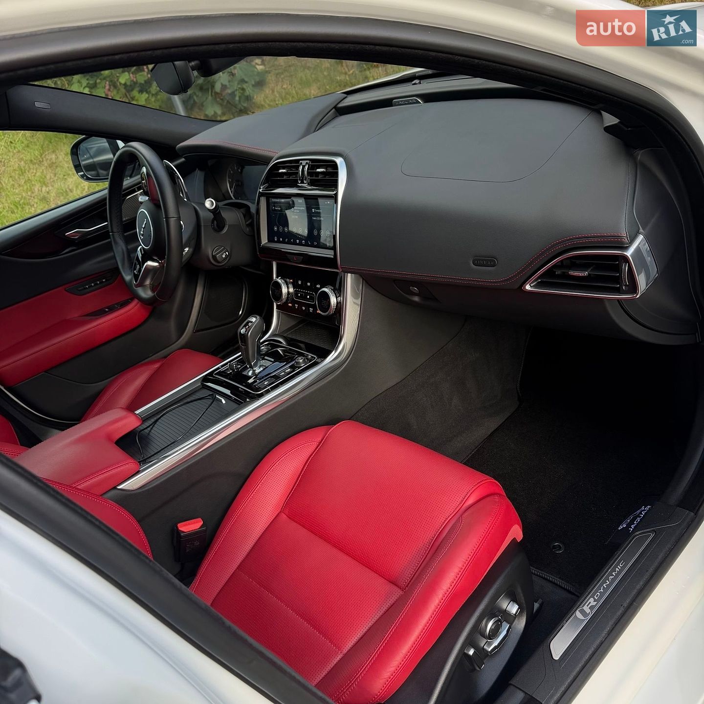 Jaguar XE 2020 VIN SAJAT4GXXLCP63752 фото оголошення 22 з 36
