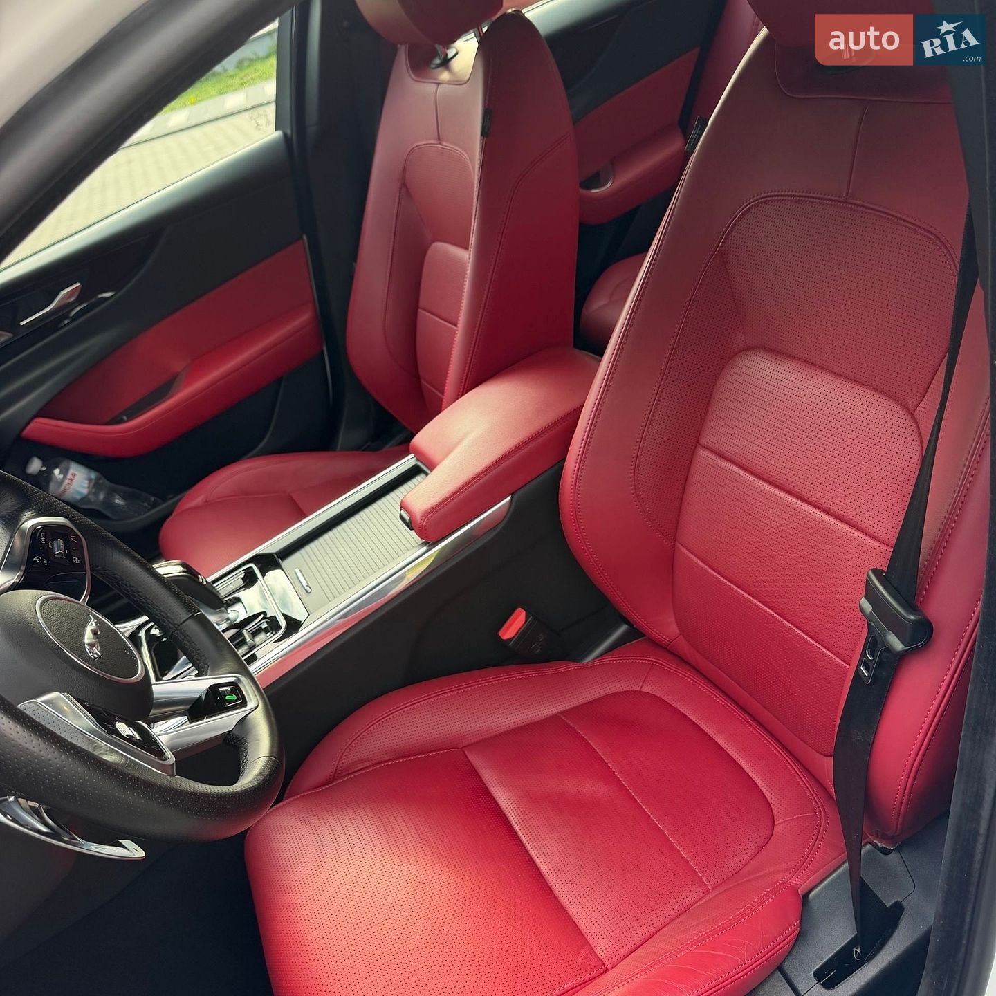 Jaguar XE 2020 VIN SAJAT4GXXLCP63752 фото оголошення 26 з 36