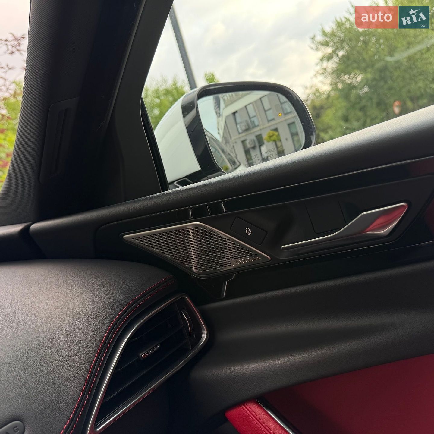 Jaguar XE 2020 VIN SAJAT4GXXLCP63752 фото оголошення 27 з 36