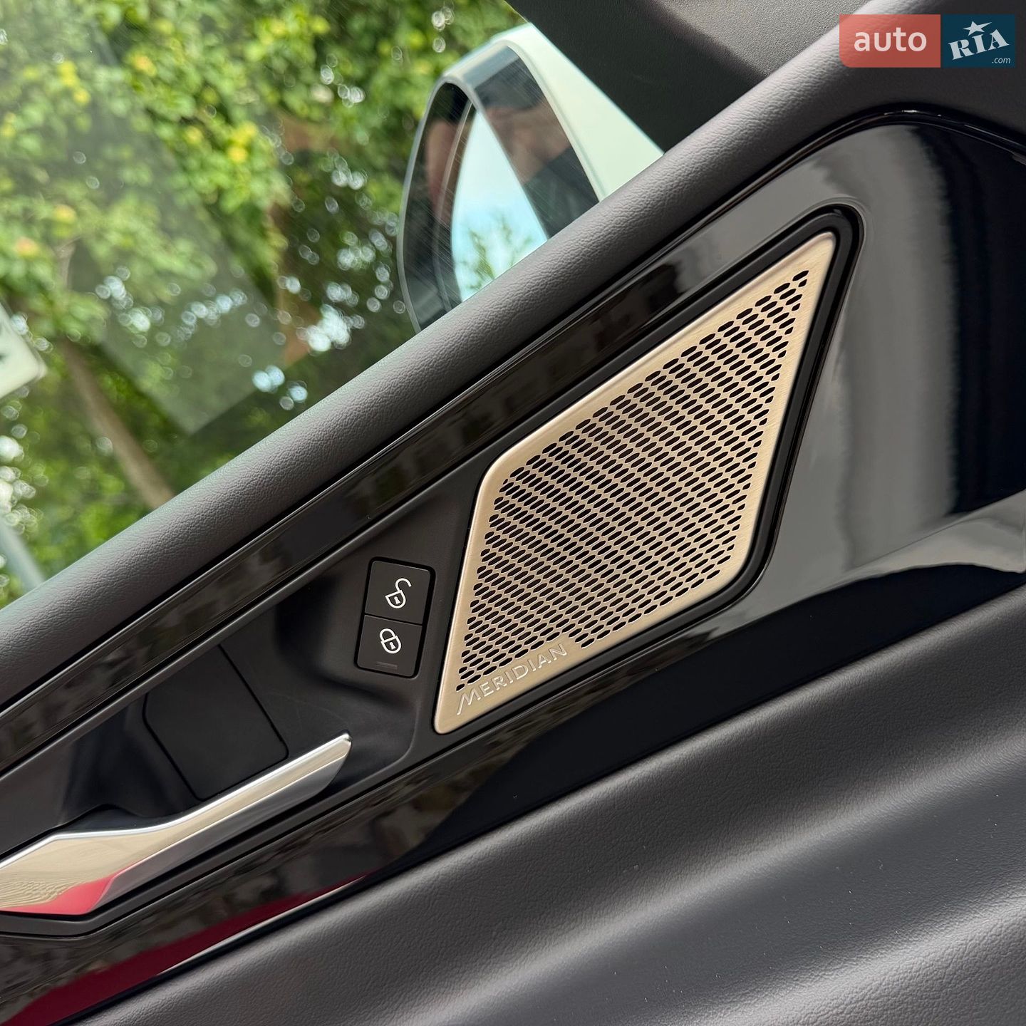 Jaguar XE 2020 VIN SAJAT4GXXLCP63752 фото оголошення 34 з 36