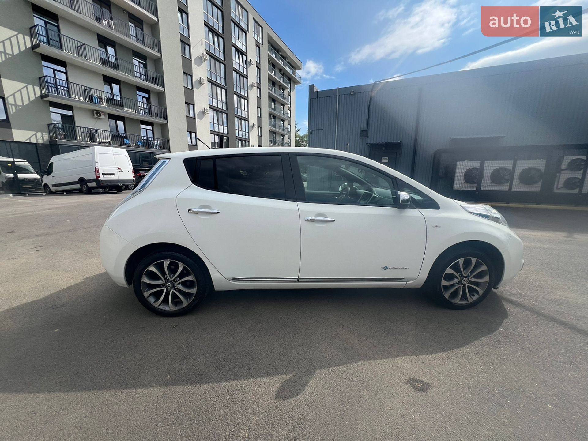 Nissan Leaf 2013 VIN SJNFAAZE0U6007690 фото оголошення 8 з 45