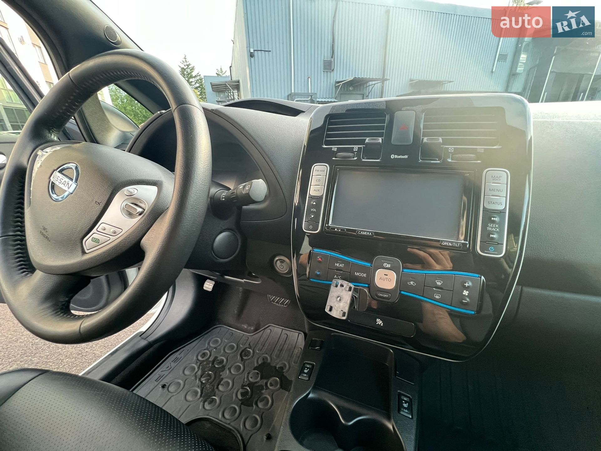 Nissan Leaf 2013 VIN SJNFAAZE0U6007690 фото оголошення 16 з 45
