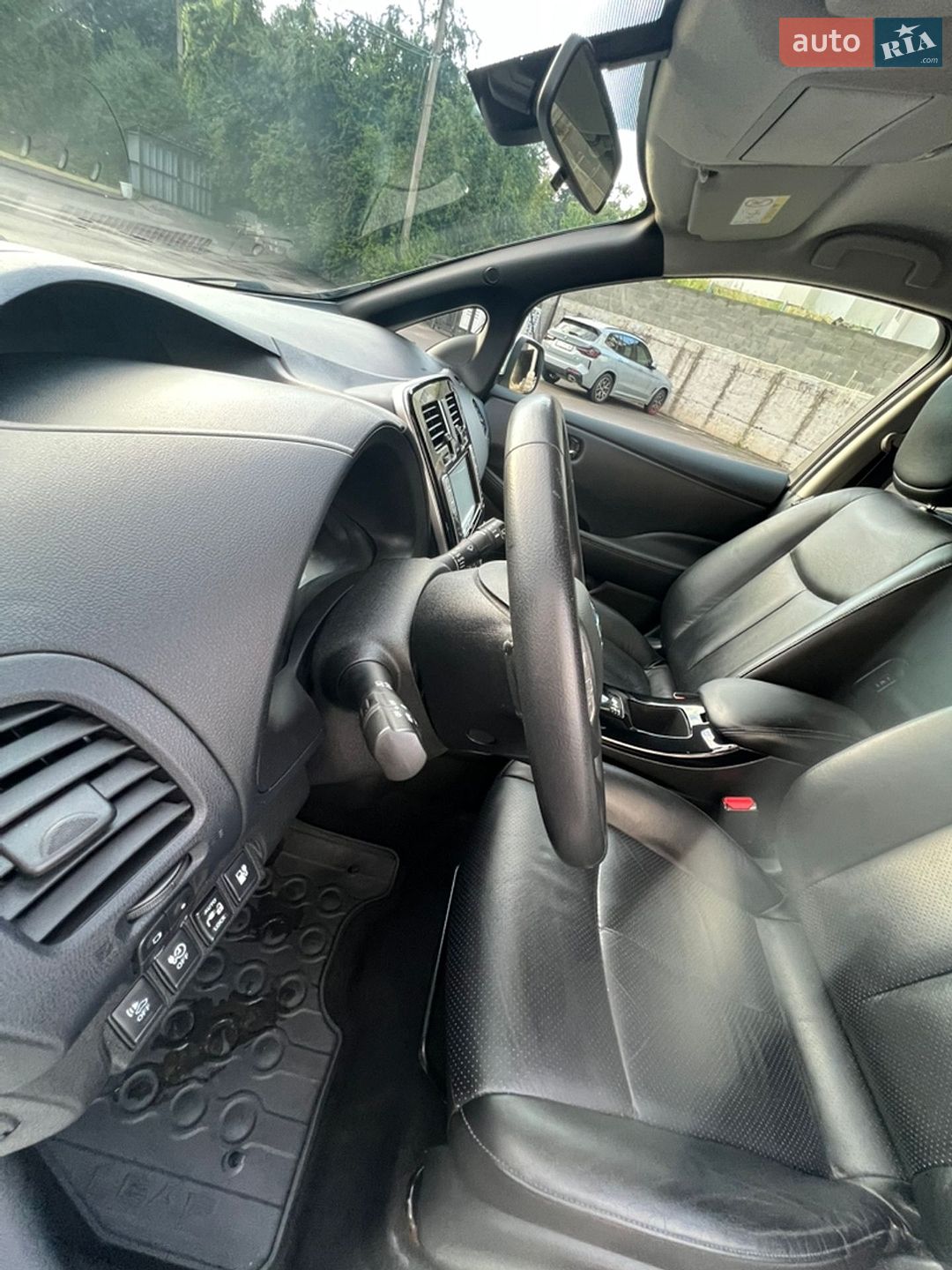 Nissan Leaf 2013 VIN SJNFAAZE0U6007690 фото оголошення 19 з 45