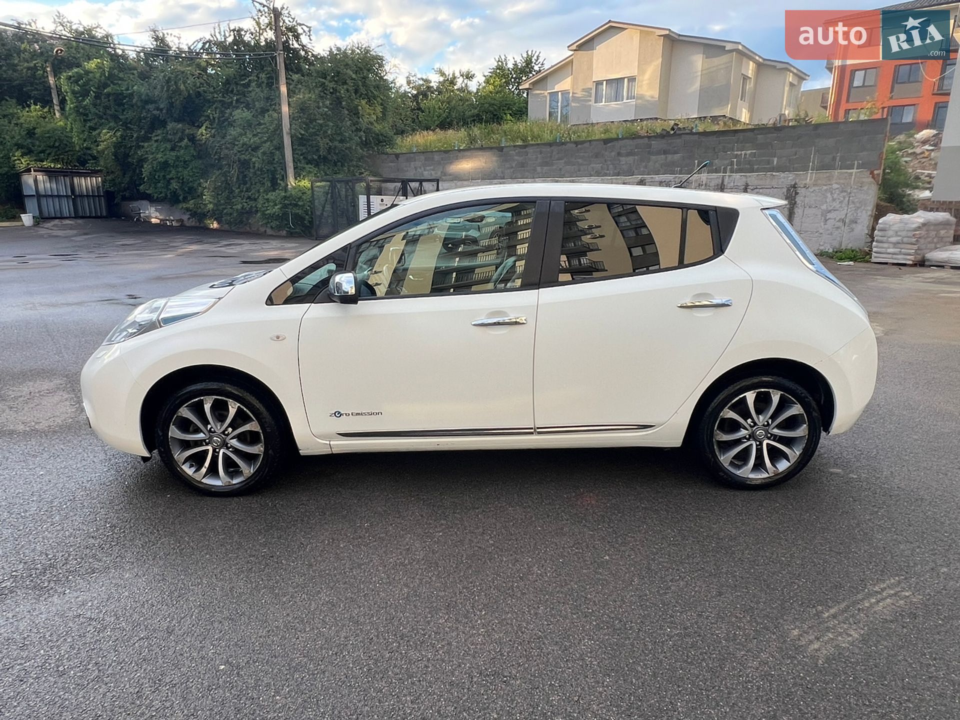 Nissan Leaf 2013 VIN SJNFAAZE0U6007690 фото оголошення 37 з 45
