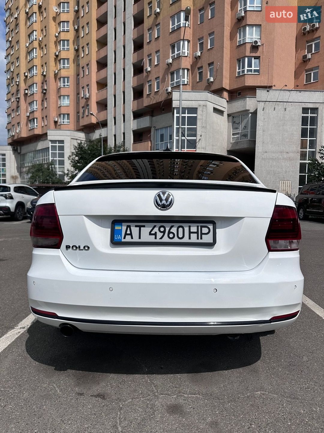 Volkswagen Polo 2017 VIN XW8ZZZ61ZHG051143 фото оголошення 10 з 35