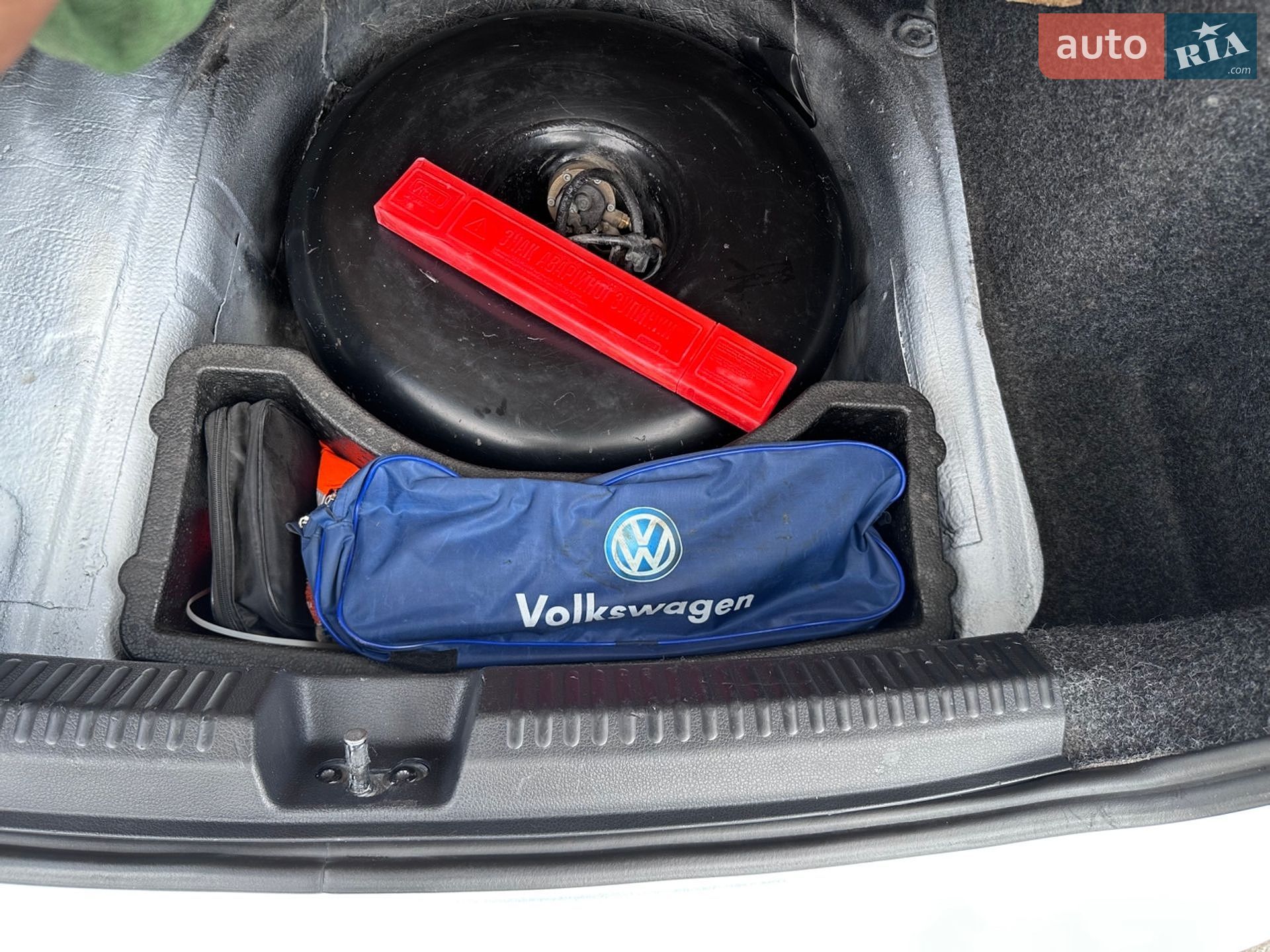 Volkswagen Polo 2017 VIN XW8ZZZ61ZHG051143 фото оголошення 35 з 35