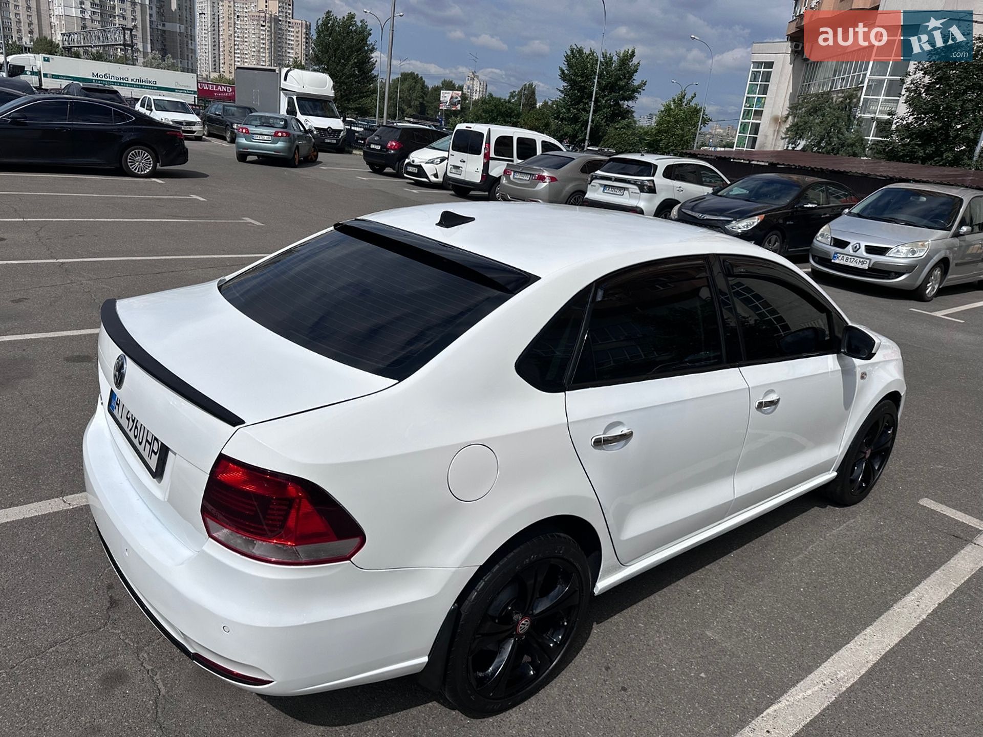 Volkswagen Polo 2017 VIN XW8ZZZ61ZHG051143 фото оголошення 9 з 35