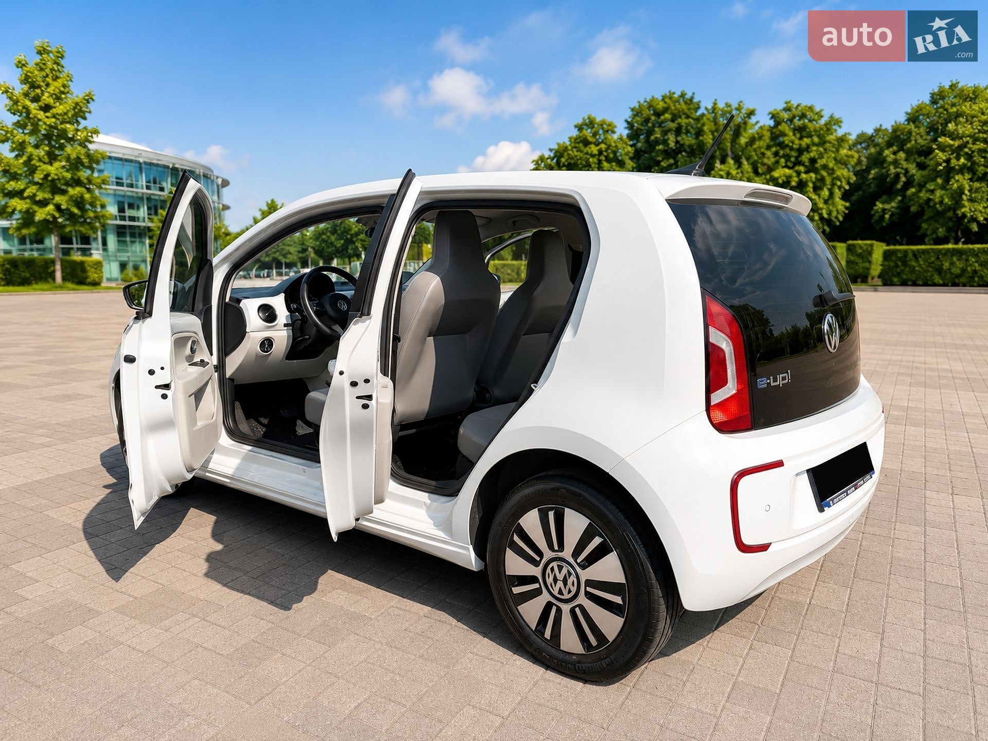 Volkswagen e-Up 2014 VIN WVWZZZAAZED903820 фото оголошення 15 з 18