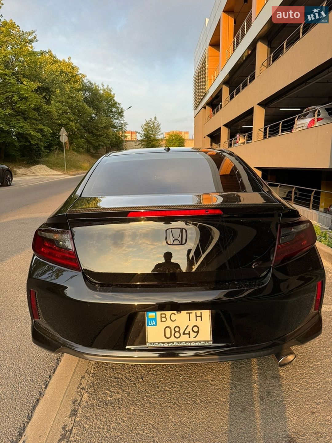 Honda Accord 2017 VIN 1HGCT1B88HA008786 фото оголошення 13 з 22