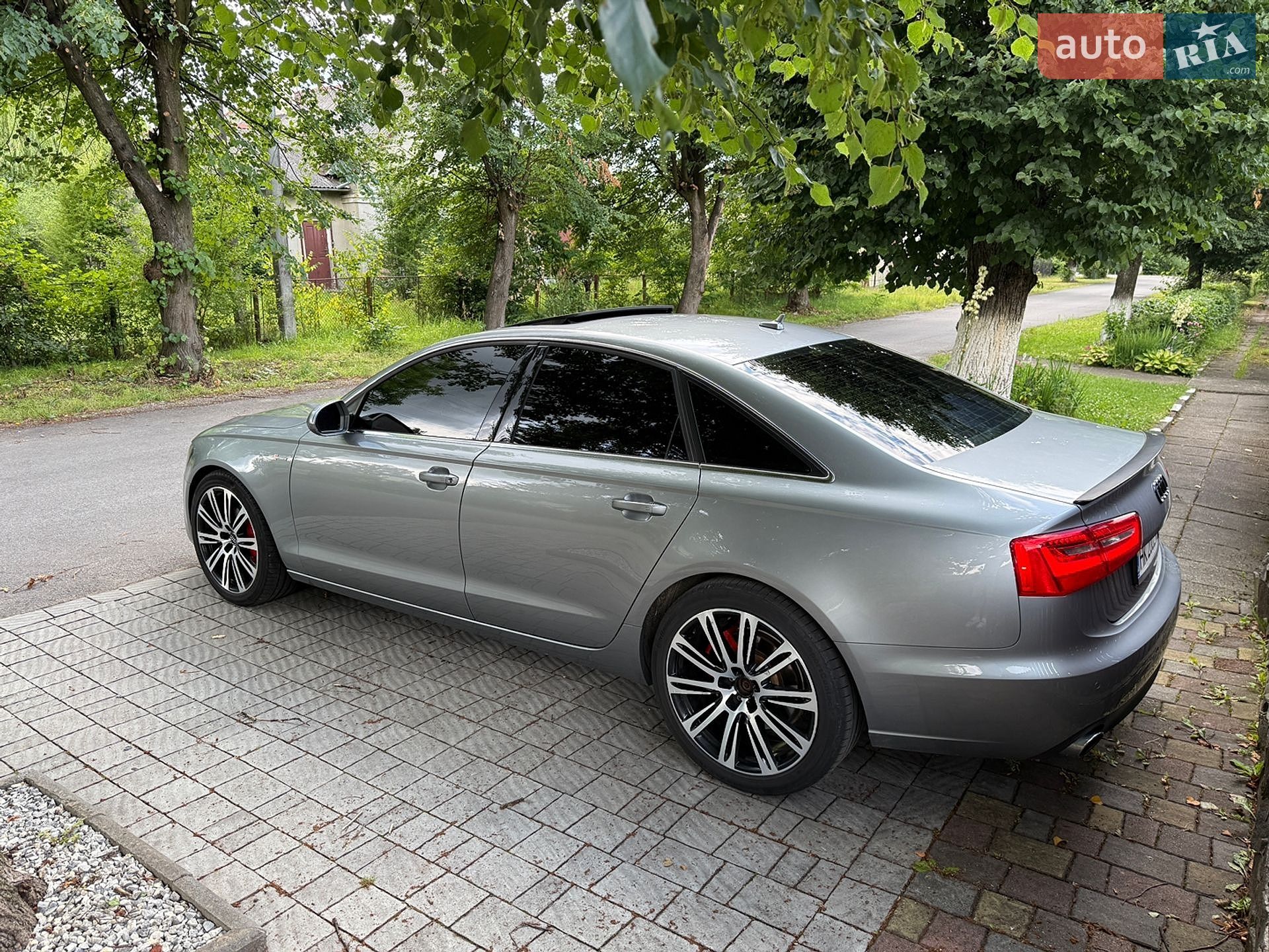 Audi A6 2013 VIN WAUFGAFC8EN023210 фото оголошення 5 з 11