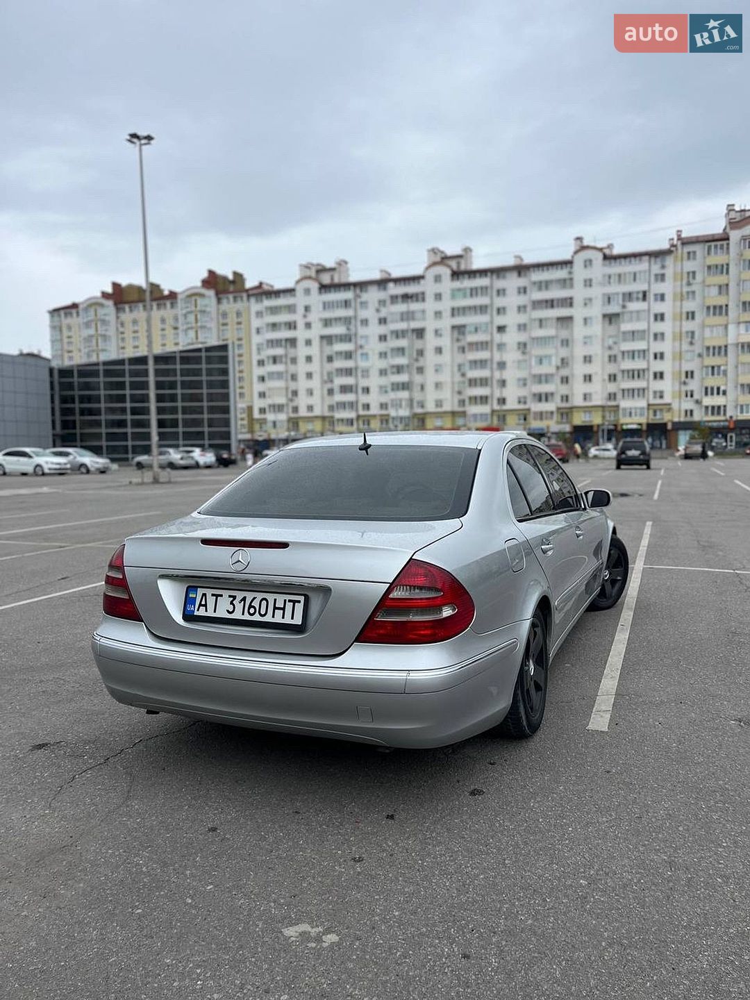 Mercedes-Benz E-Class 2002 VIN WDB2110161A045572 фото оголошення 4 з 7