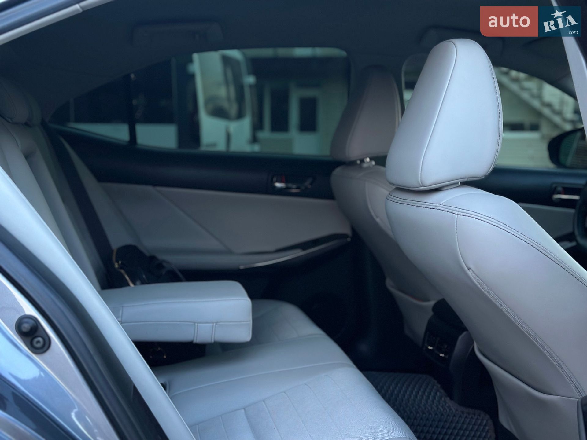 Lexus IS 2014 VIN JTHBH5D2605028607 фото оголошення 19 з 23