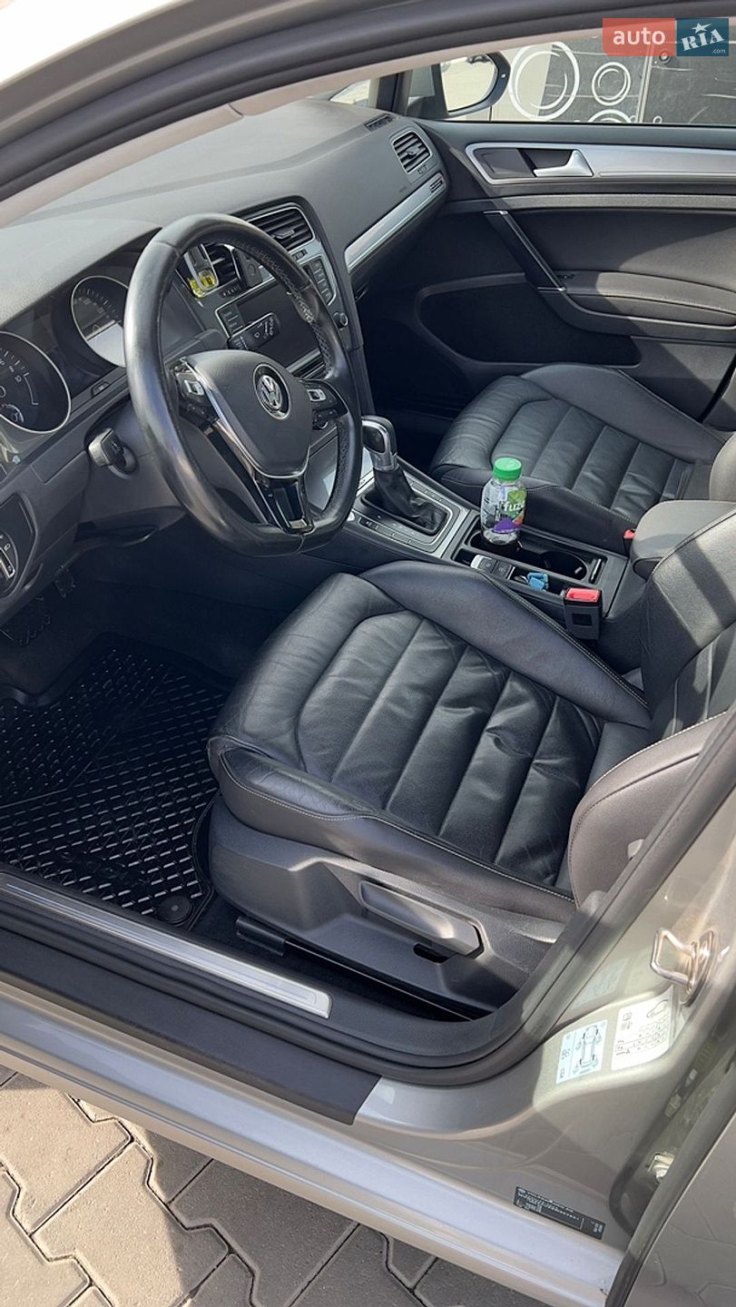 Volkswagen e-Golf 2015 VIN WVWZZZAUZGW907631 фото оголошення 5 з 9