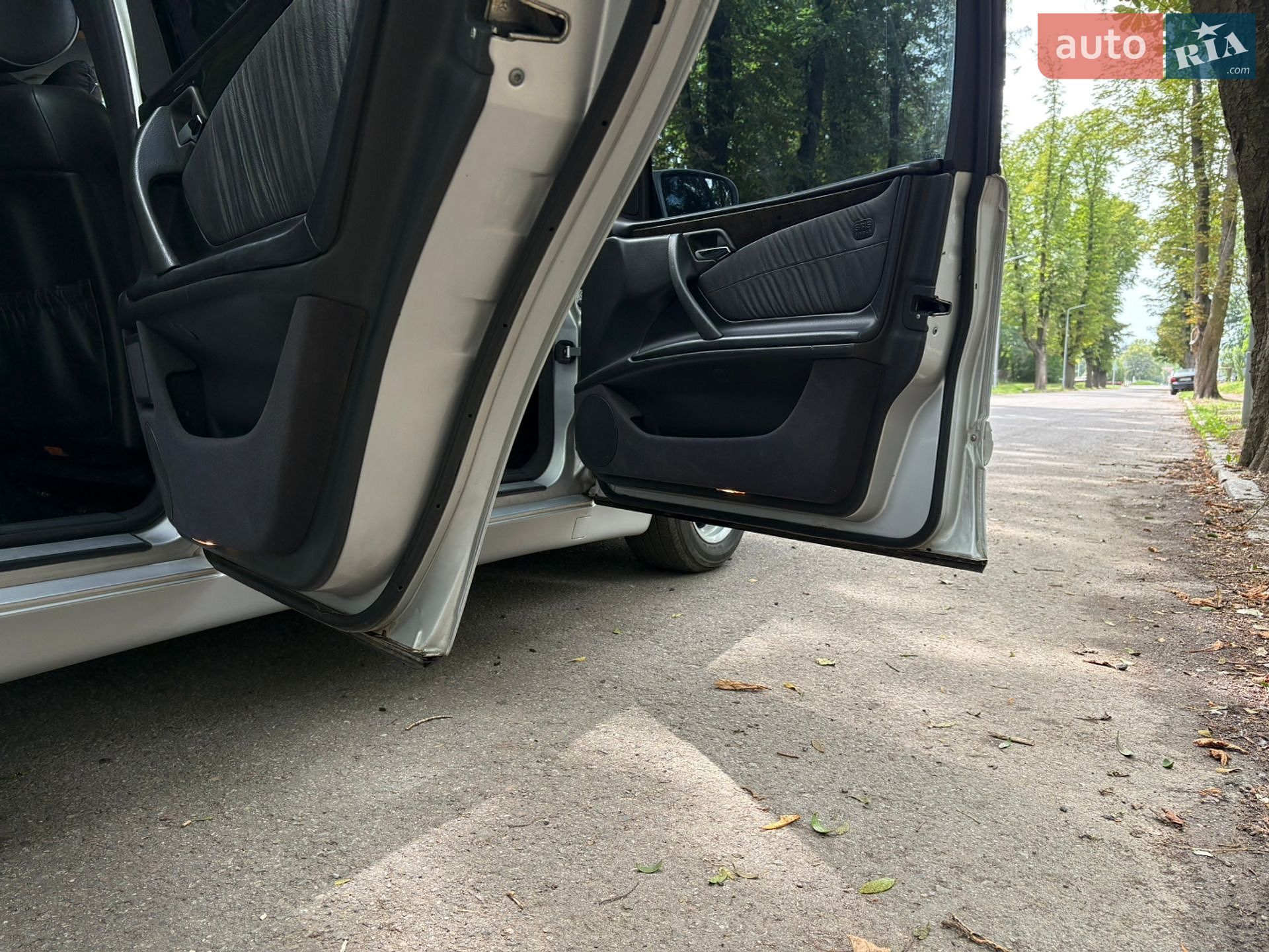 Mercedes-Benz E-Class 2002 VIN WDB2102261X080822 фото оголошення 28 з 30
