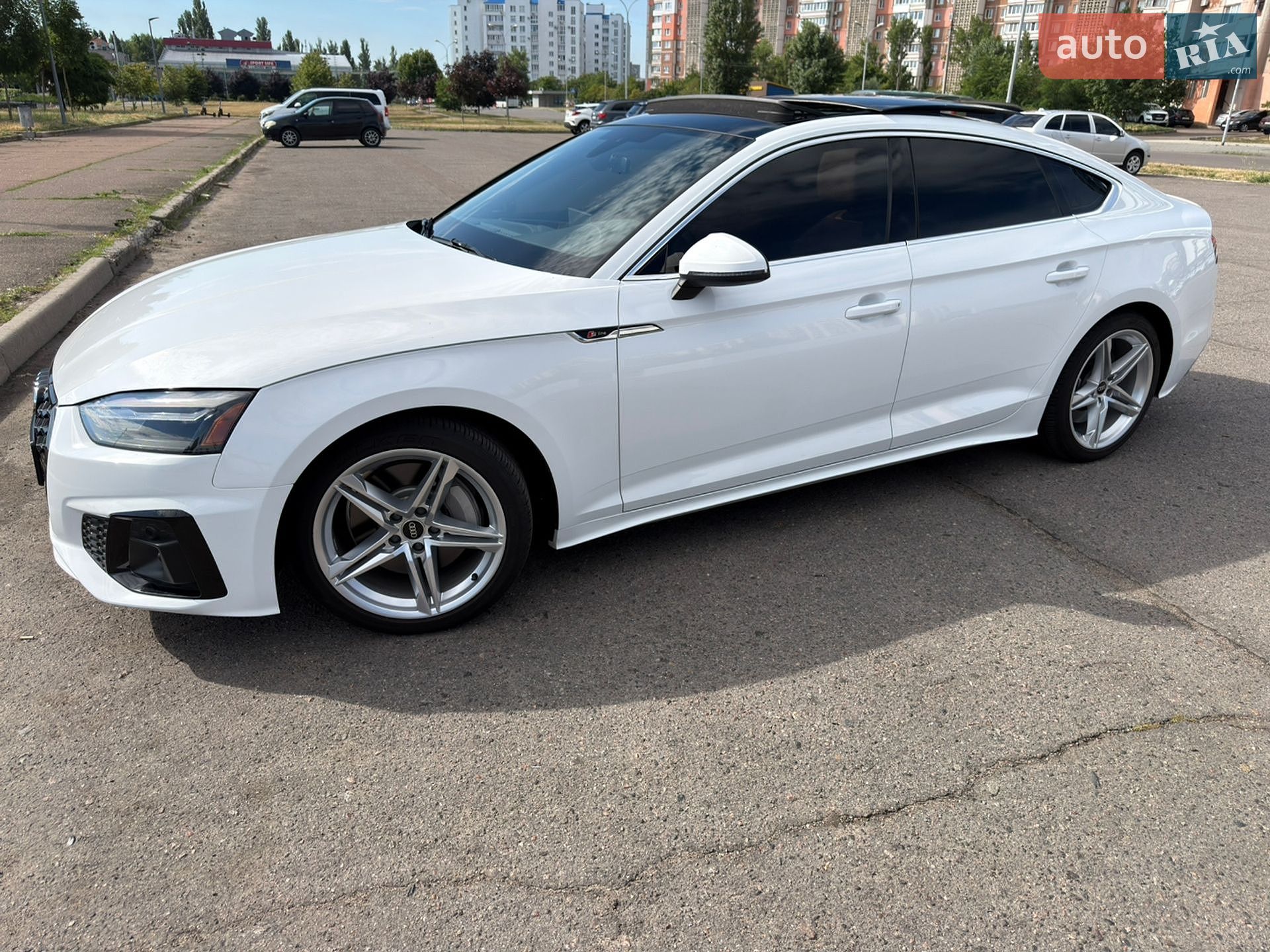 Audi A5 2021 VIN WAUDACF5XNA014991 фото оголошення 3 з 14