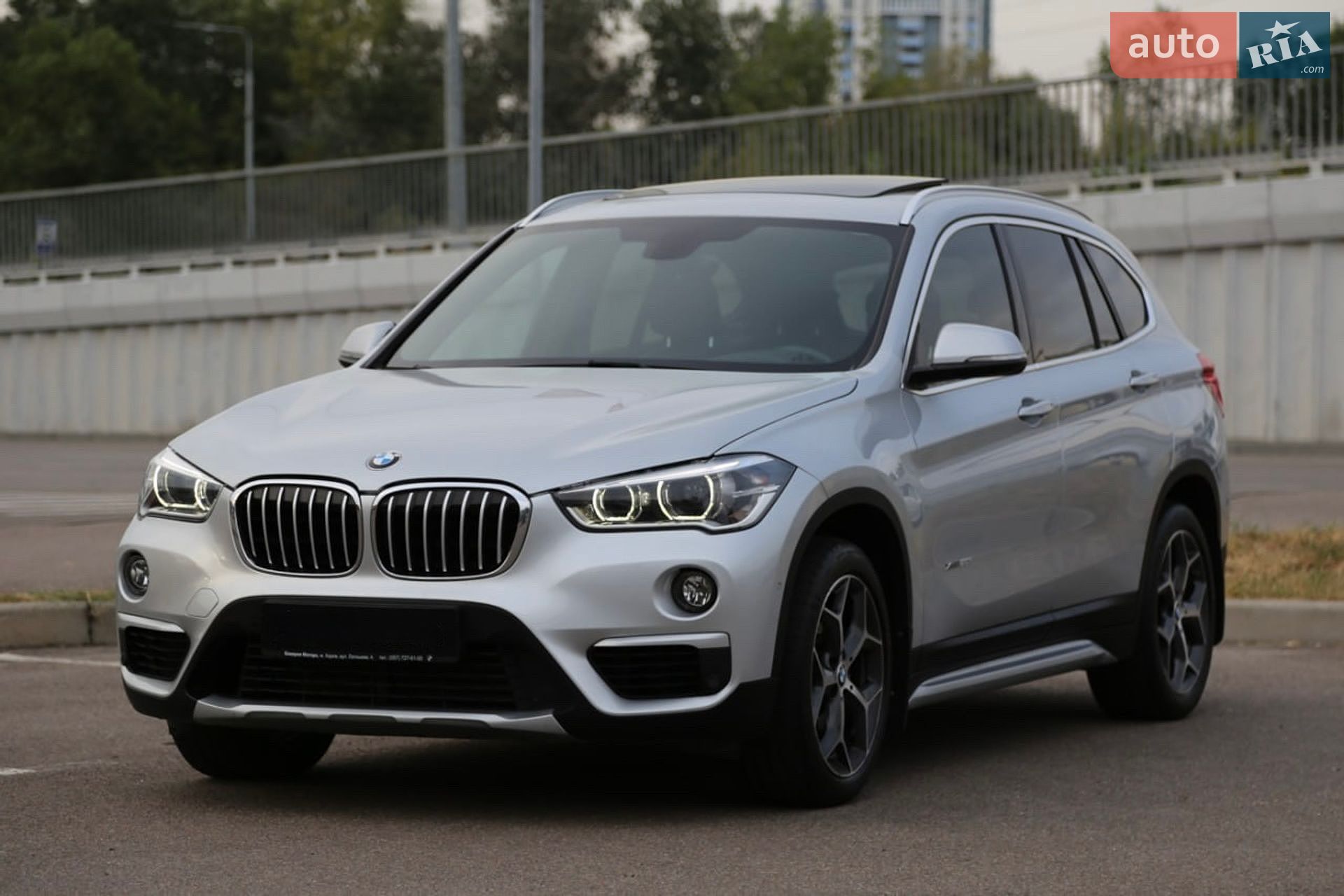 BMW X1 2016 VIN WBXHT3C39G5E49620 фото оголошення 2 з 8