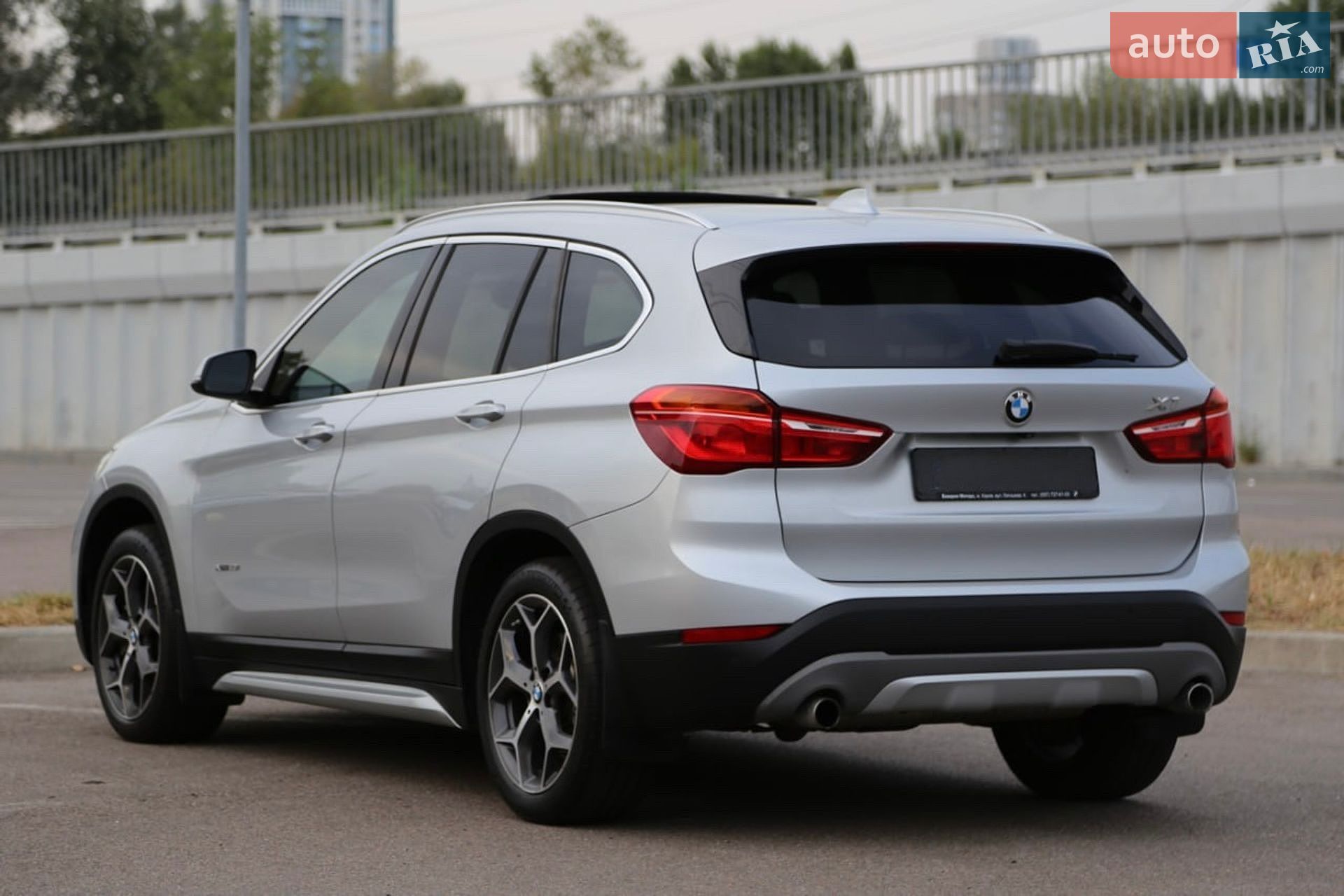 BMW X1 2016 VIN WBXHT3C39G5E49620 фото оголошення 3 з 8