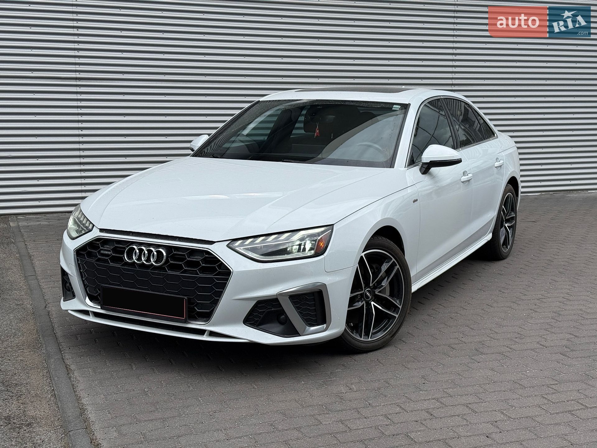 Audi A4 2020 VIN WAUENAF46LN011628 фото оголошення 3 з 44