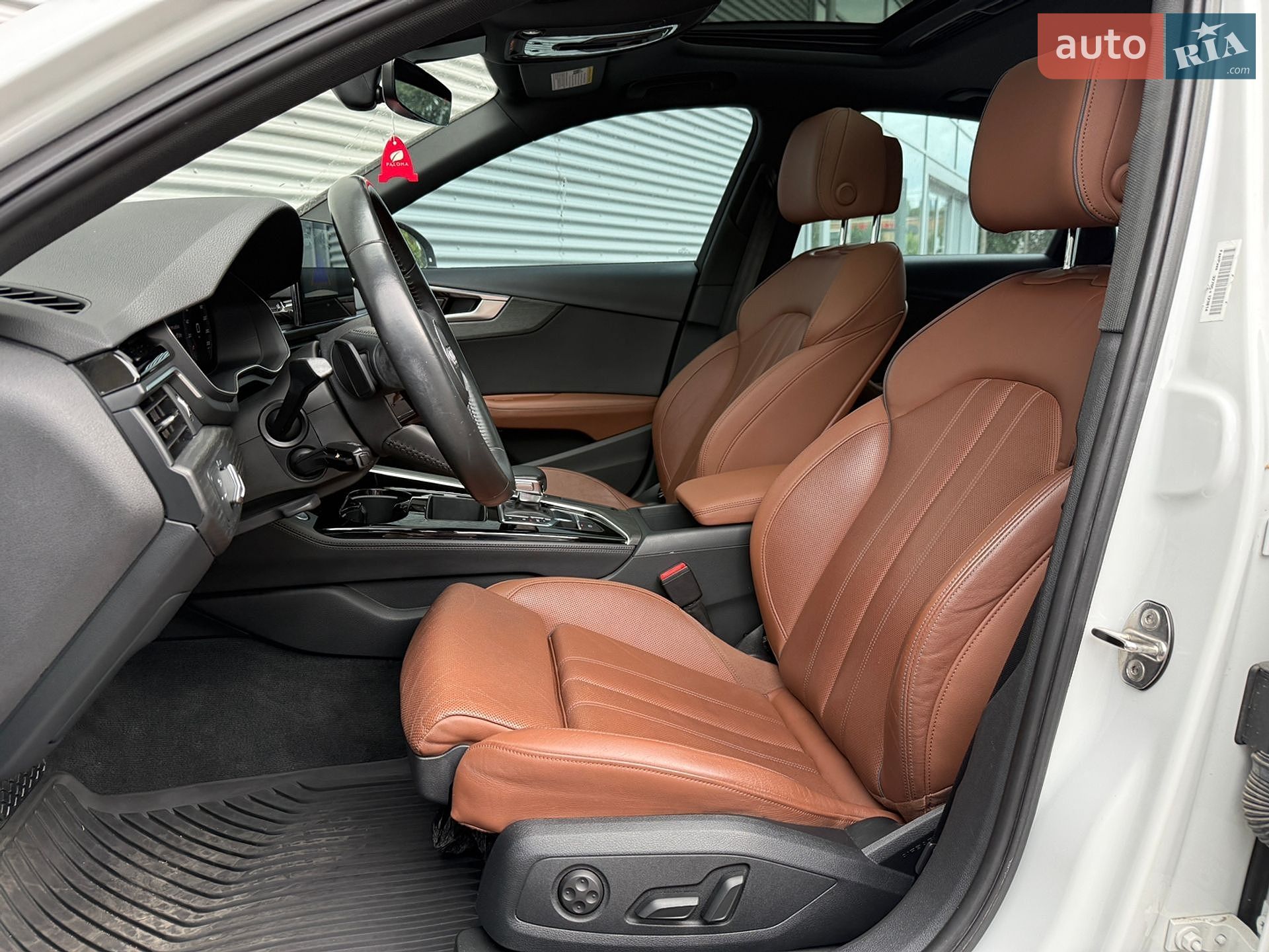 Audi A4 2020 VIN WAUENAF46LN011628 фото оголошення 18 з 44